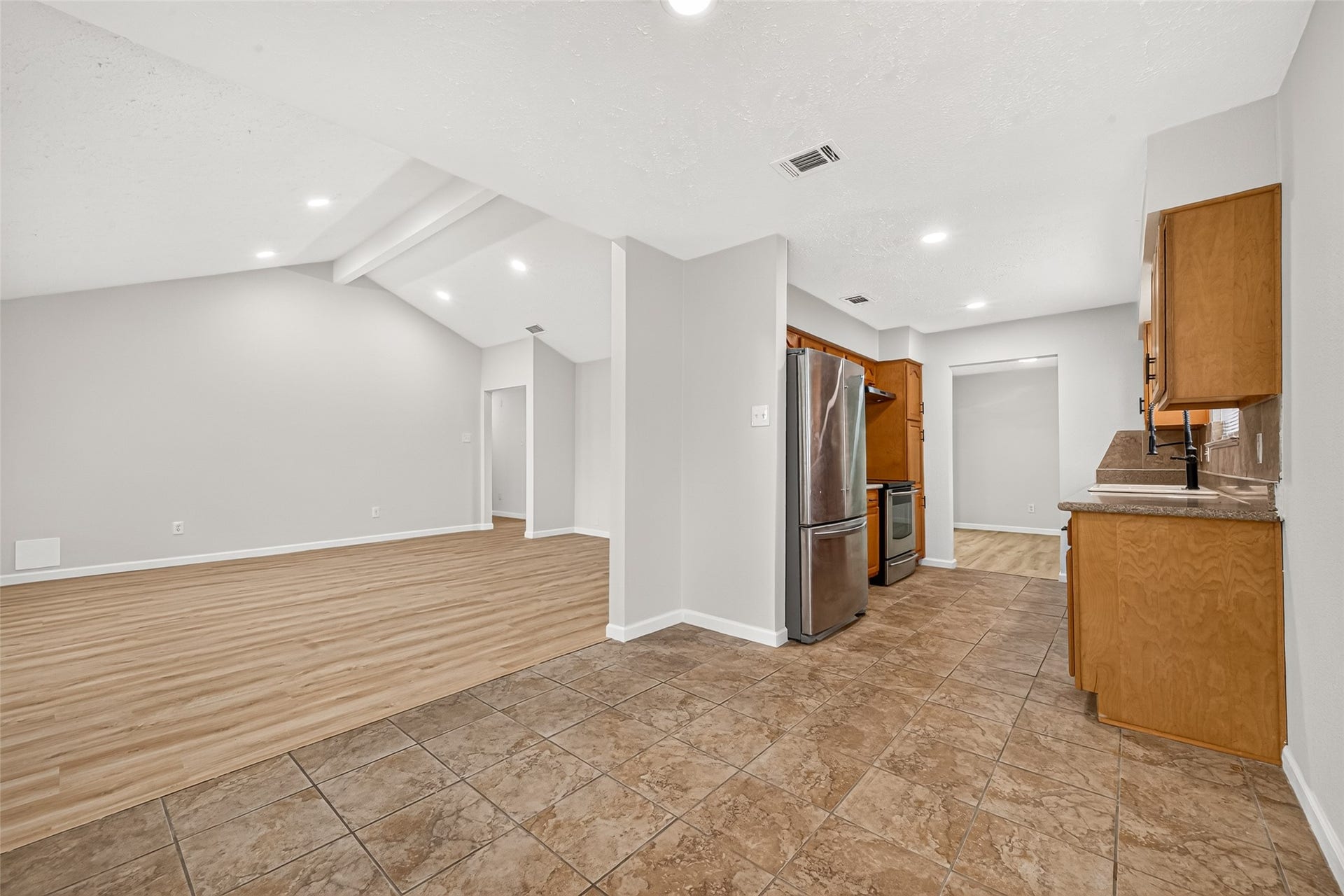 6914 Rockergate Drive, Missouri City, TX 77489 6914 Rockergate Drive, Missouri City, TX 77489