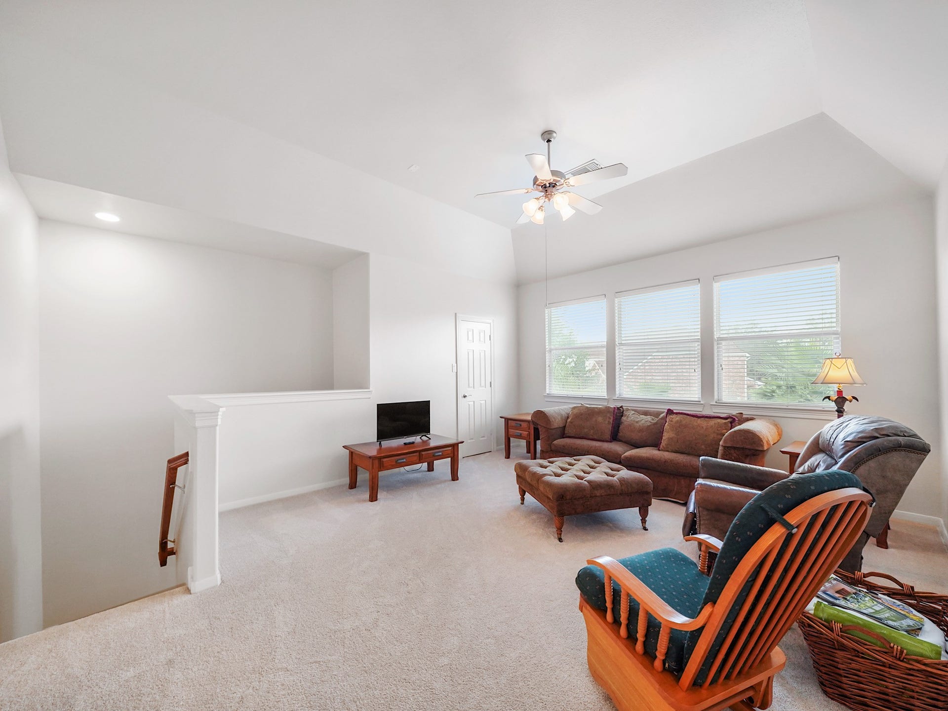 25610 Skye Springs Lane, Katy, TX 77494 upstairs game room
