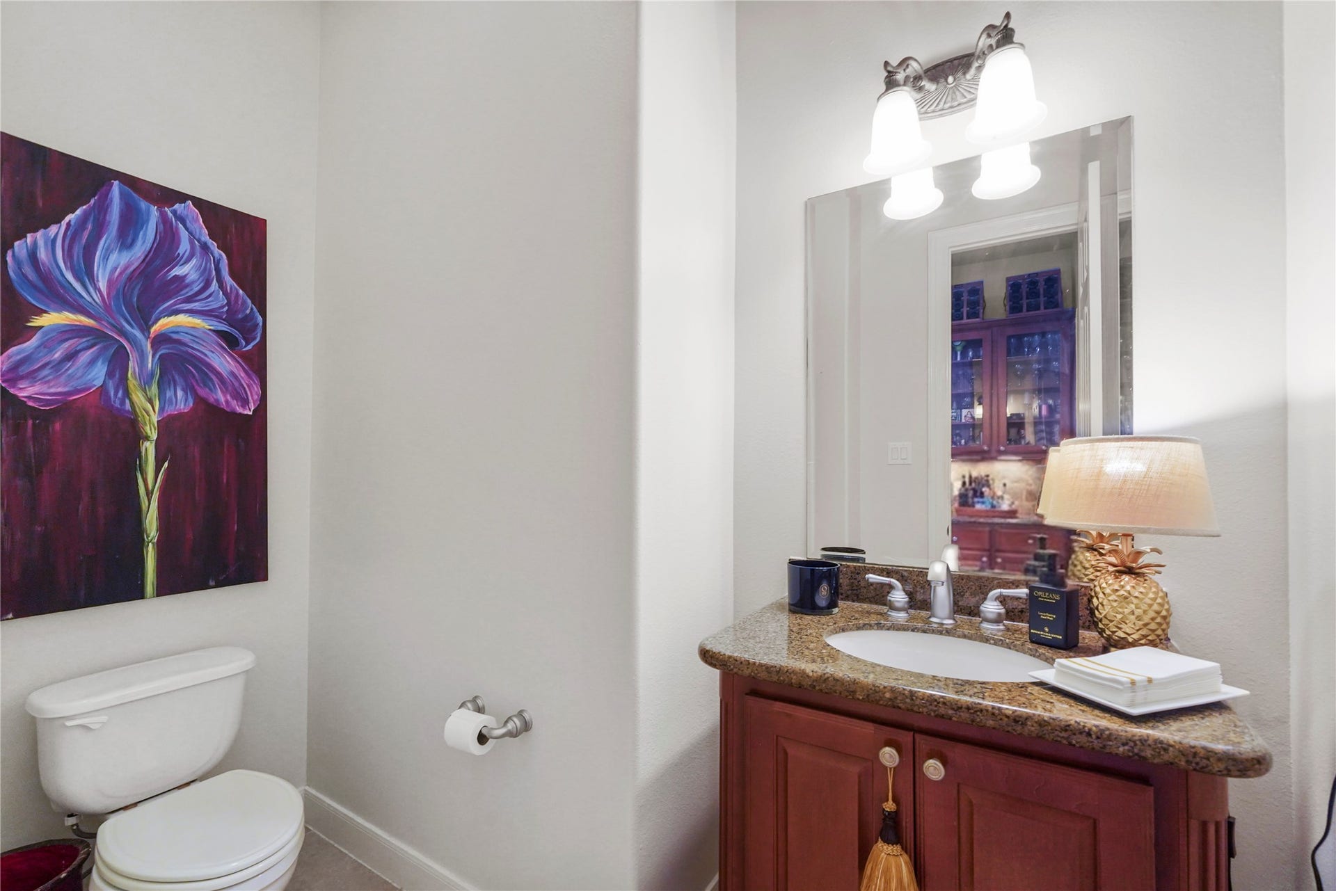 25610 Skye Springs Lane, Katy, TX 77494 powder room. 1st floor