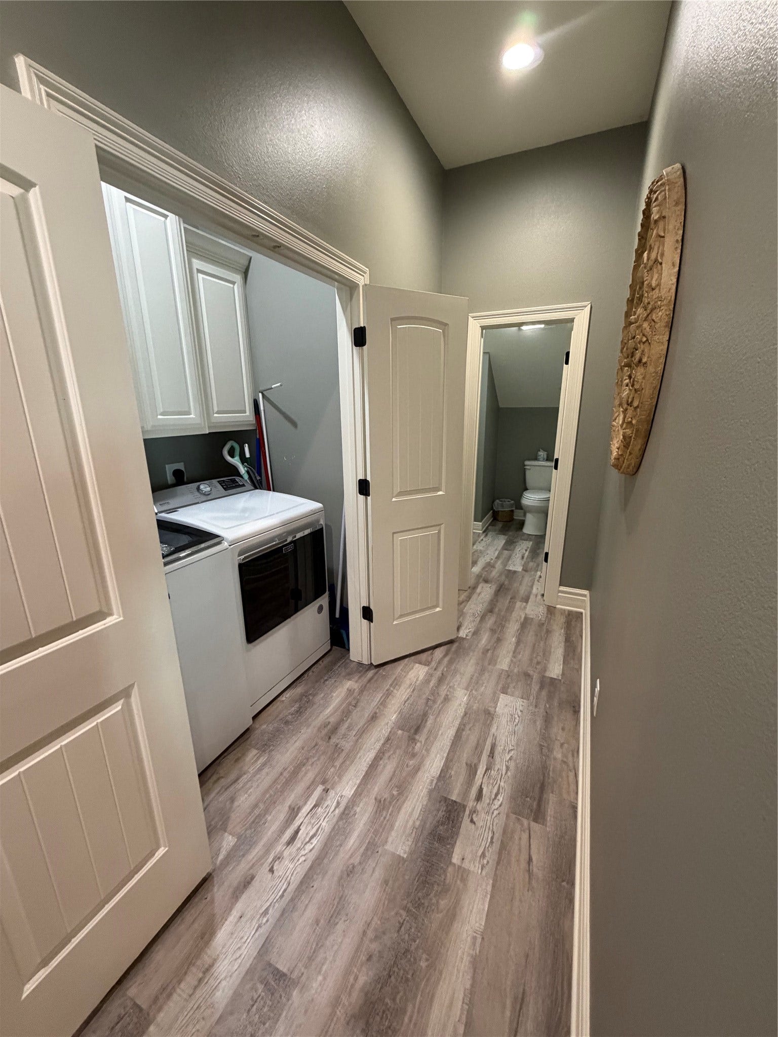 715 Magnolia Lane, Port Bolivar, TX 77650 Laundry closet into the right a half bath