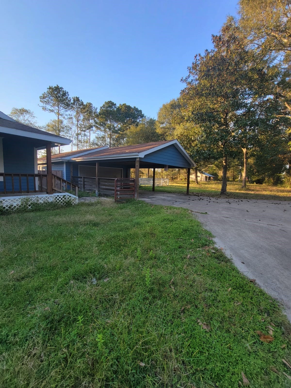 13310 13th Street, Splendora, TX 77372 13310 13th Street, Splendora, TX 77372