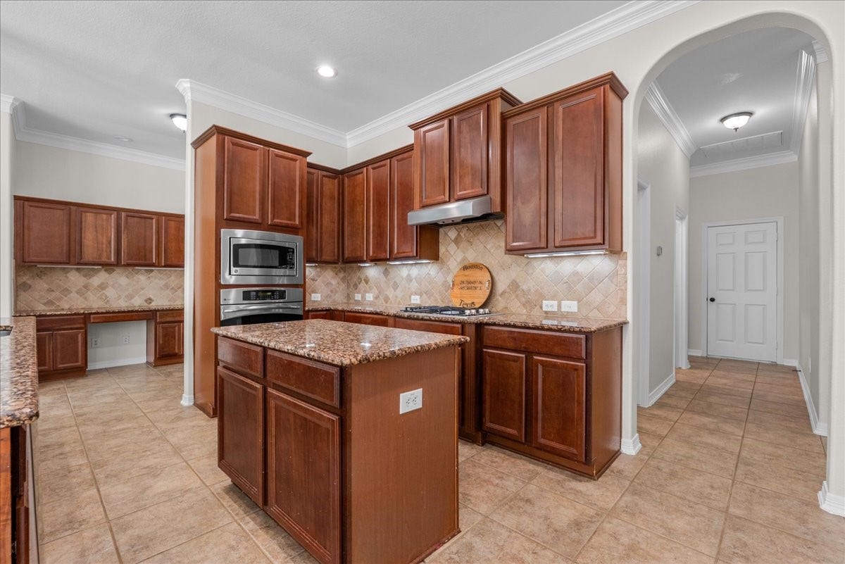 4465 Damasco Cove, League City, TX 77573 4465 Damasco Cove, League City, TX 77573