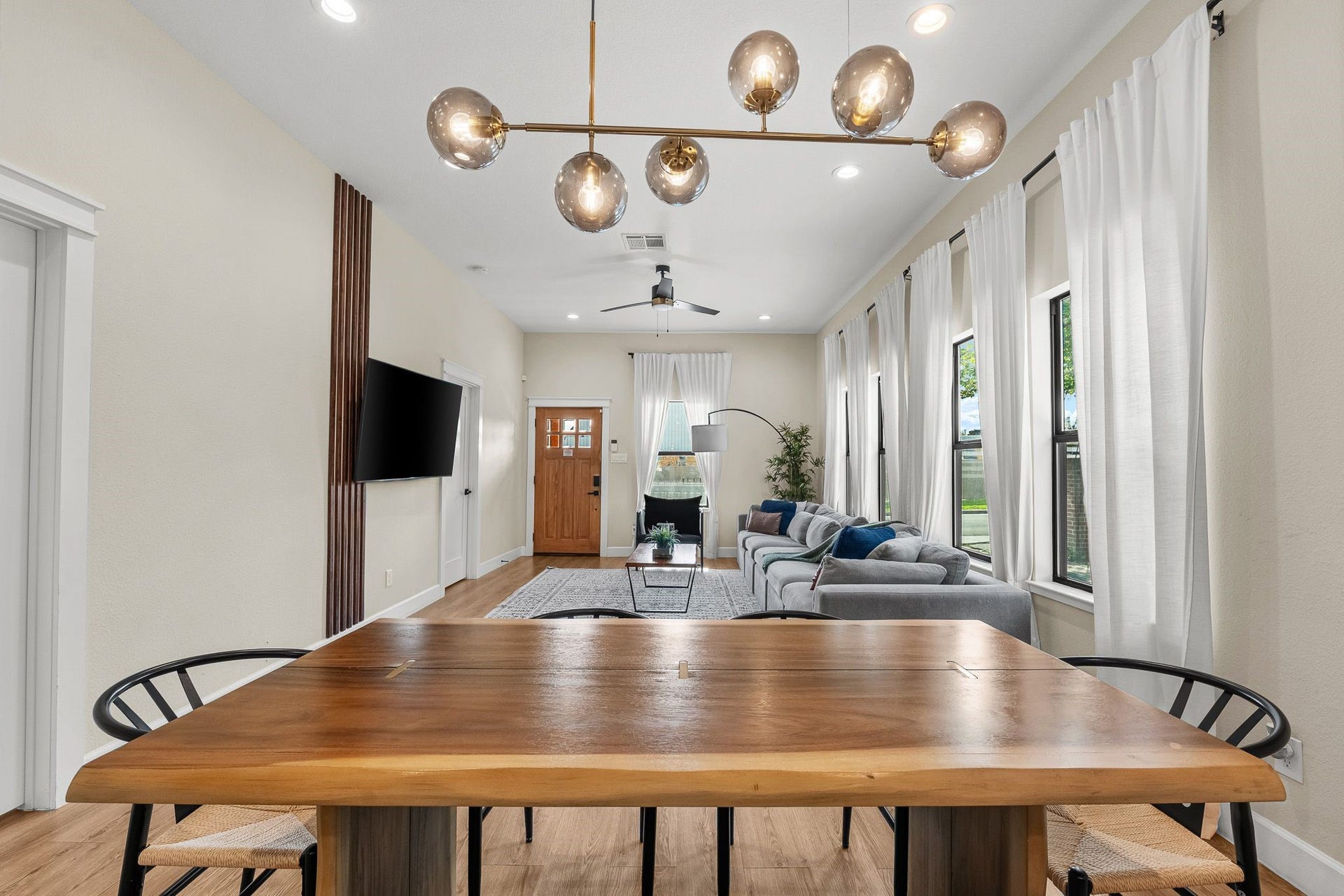 615 N Milby Street, Houston, TX 77003 615 N Milby Street, Houston, TX 77003