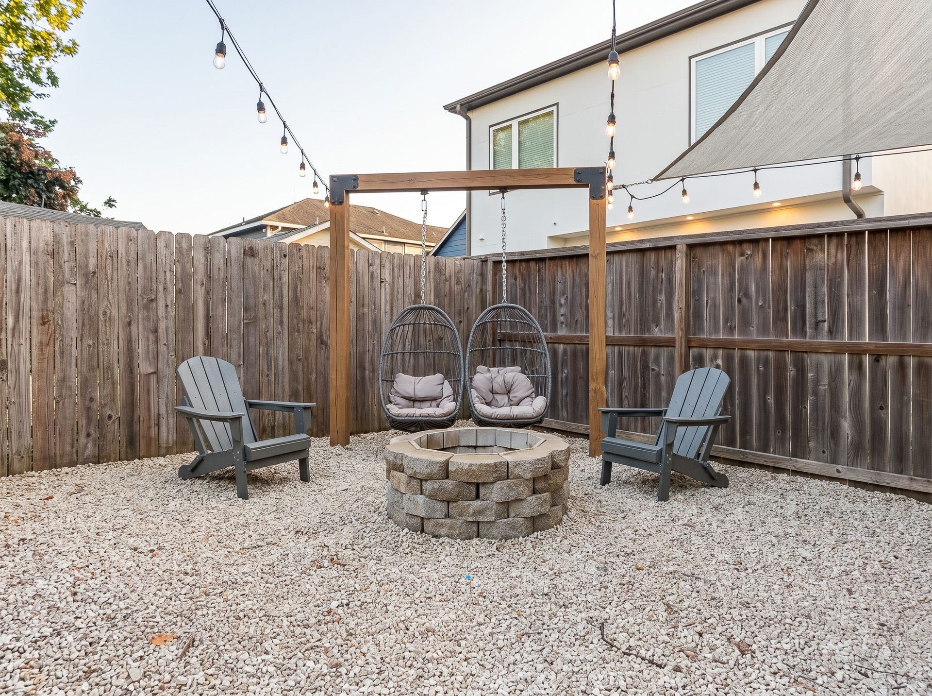 615 N Milby Street, Houston, TX 77003 615 N Milby Street, Houston, TX 77003