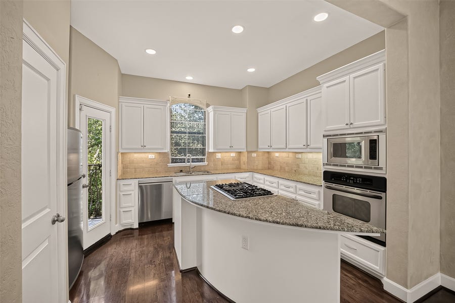 Property photo for 546 Bomar Street, Houston, TX
