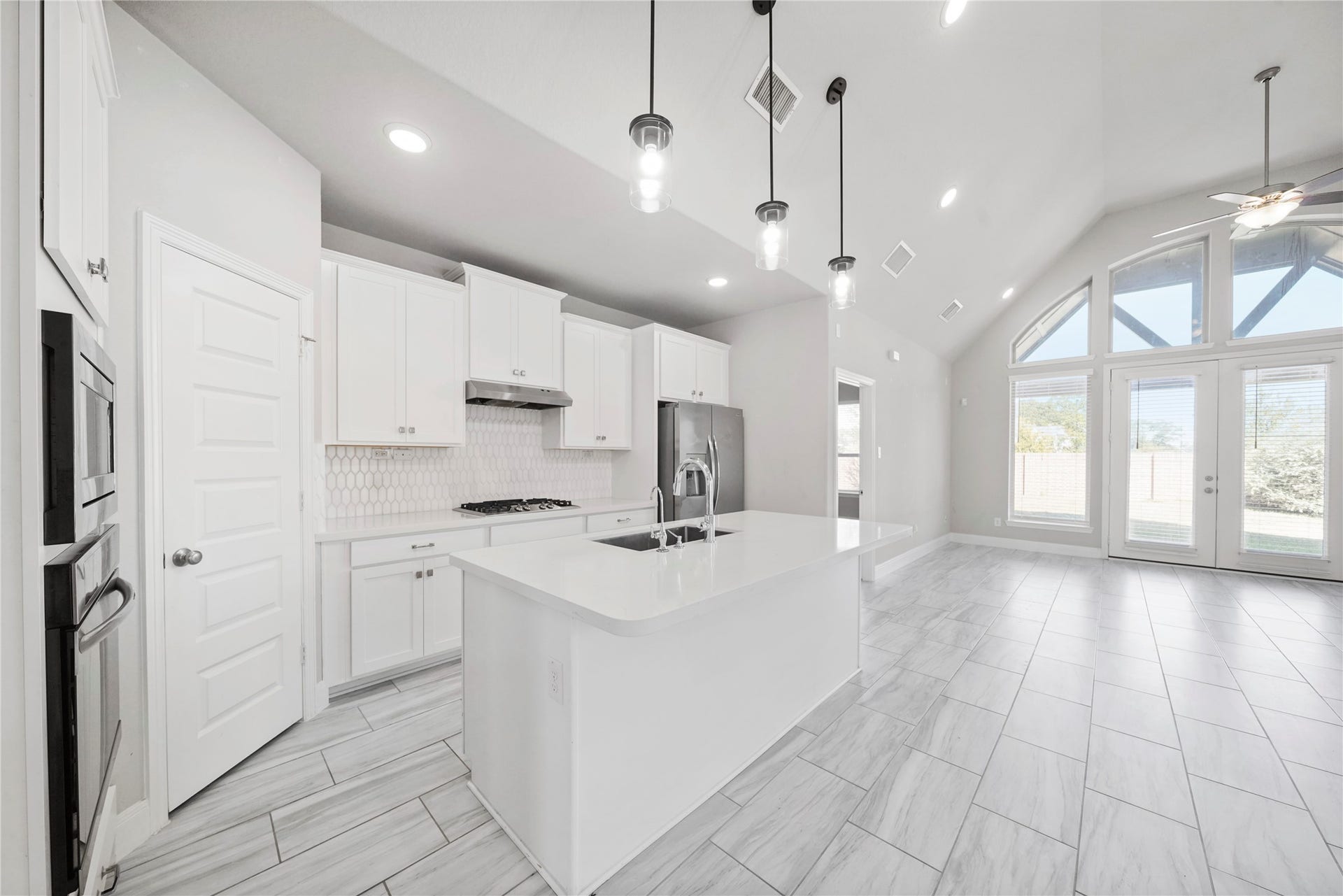 2446 Manor Valley Lane, Missouri City, TX 77459 2446 Manor Valley Lane, Missouri City, TX 77459