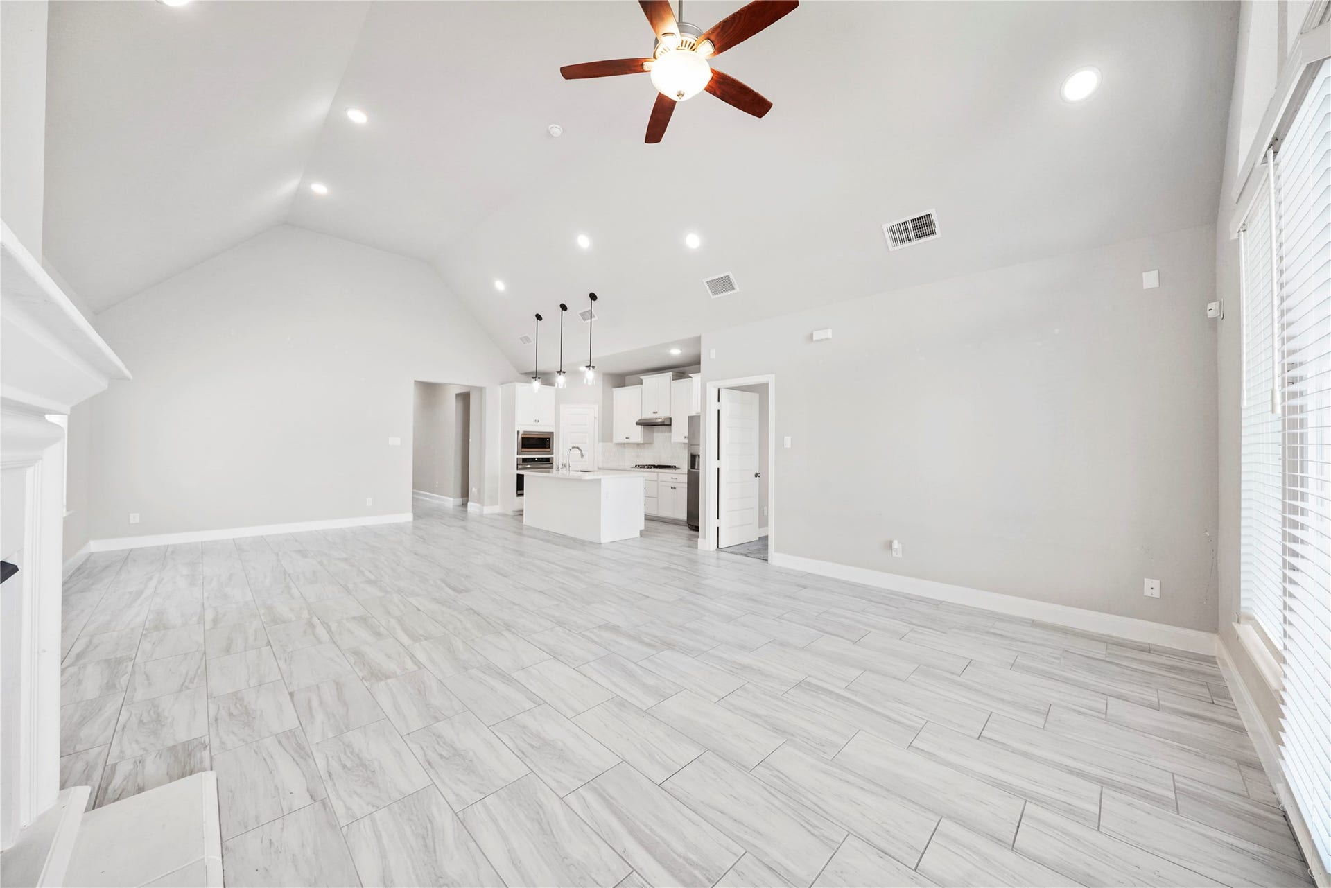 2446 Manor Valley Lane, Missouri City, TX 77459 2446 Manor Valley Lane, Missouri City, TX 77459