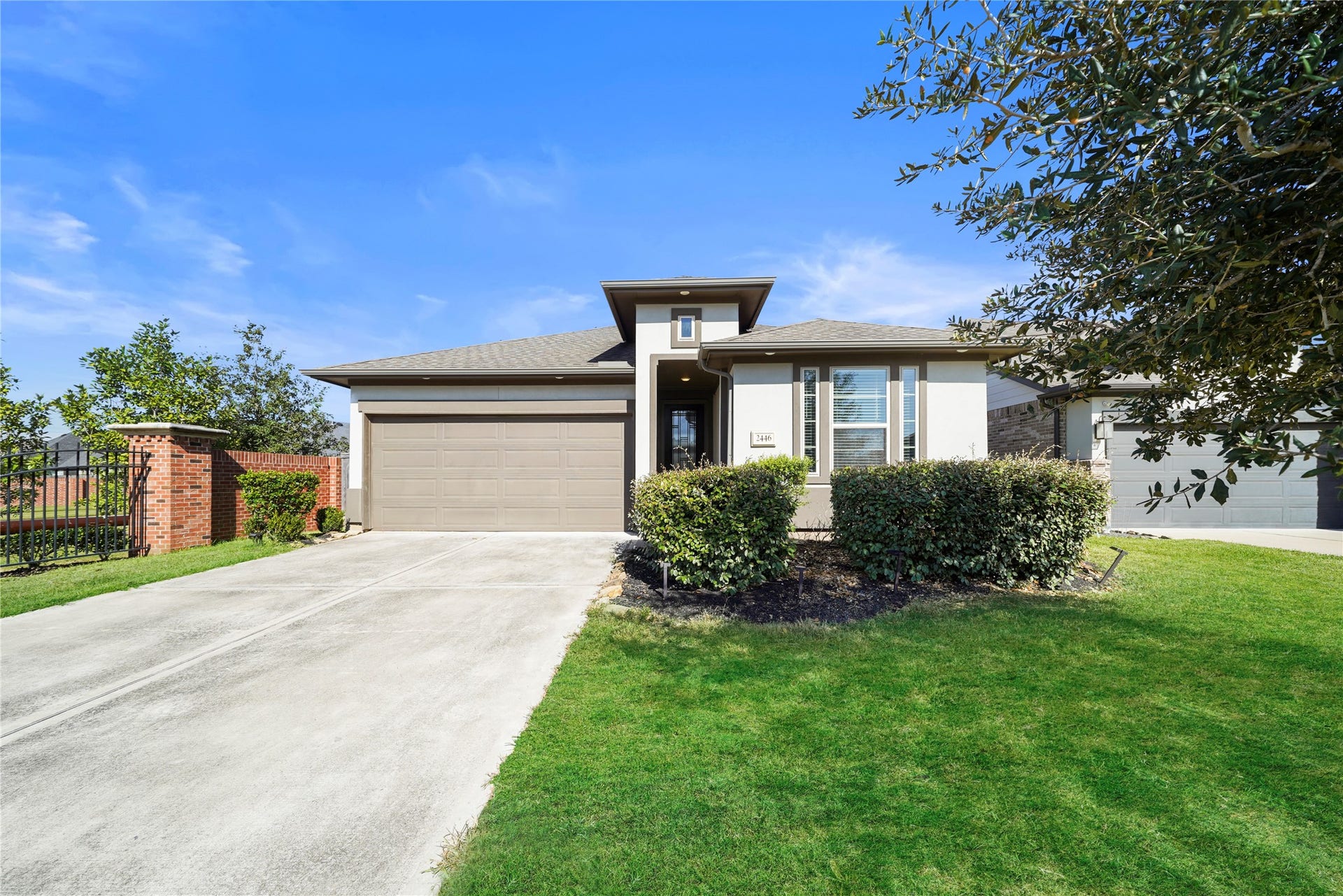 2446 Manor Valley Lane, Missouri City, TX 77459 2446 Manor Valley Lane, Missouri City, TX 77459