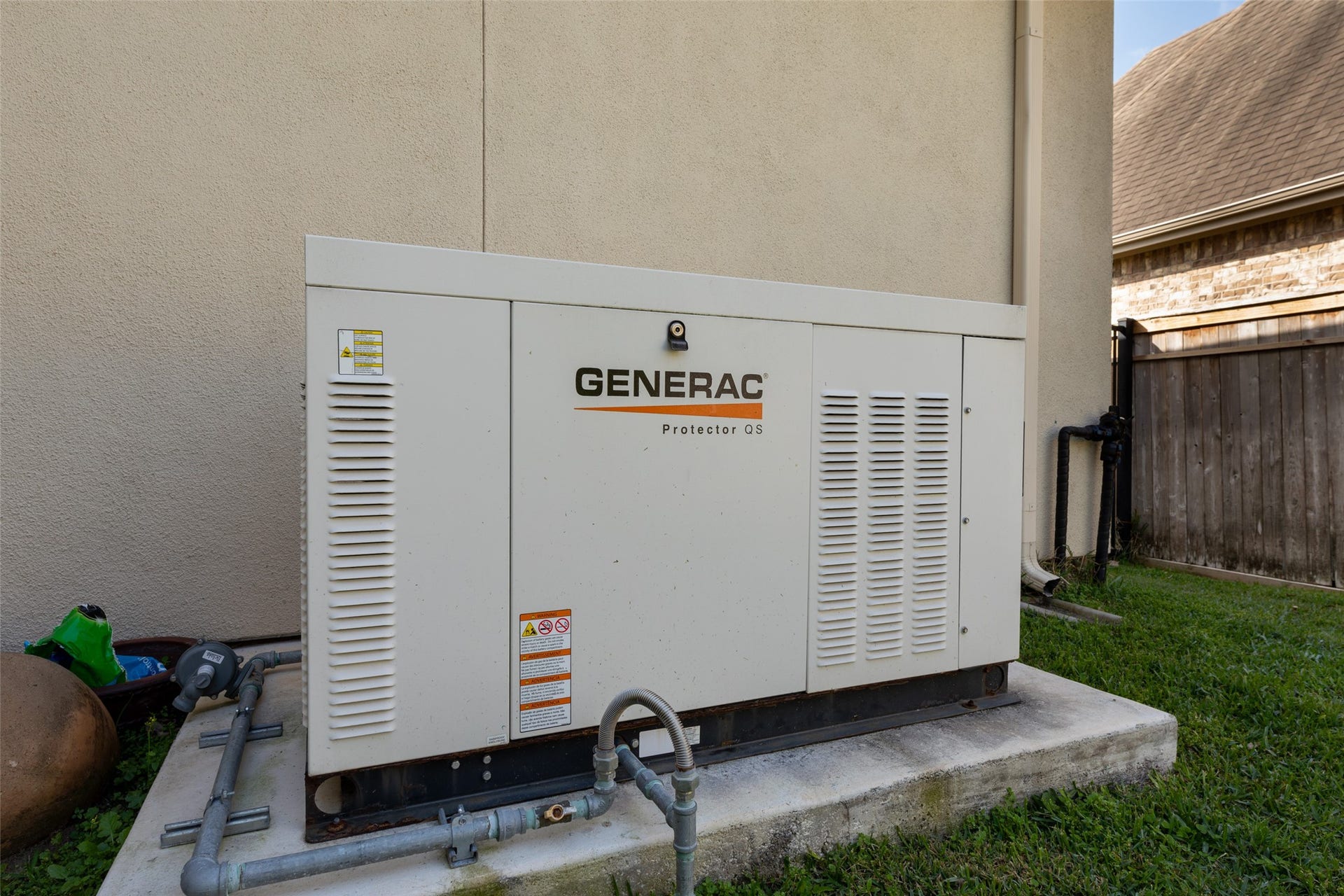 9407 Fox Bend Lane, Missouri City, TX 77459 whole house generator