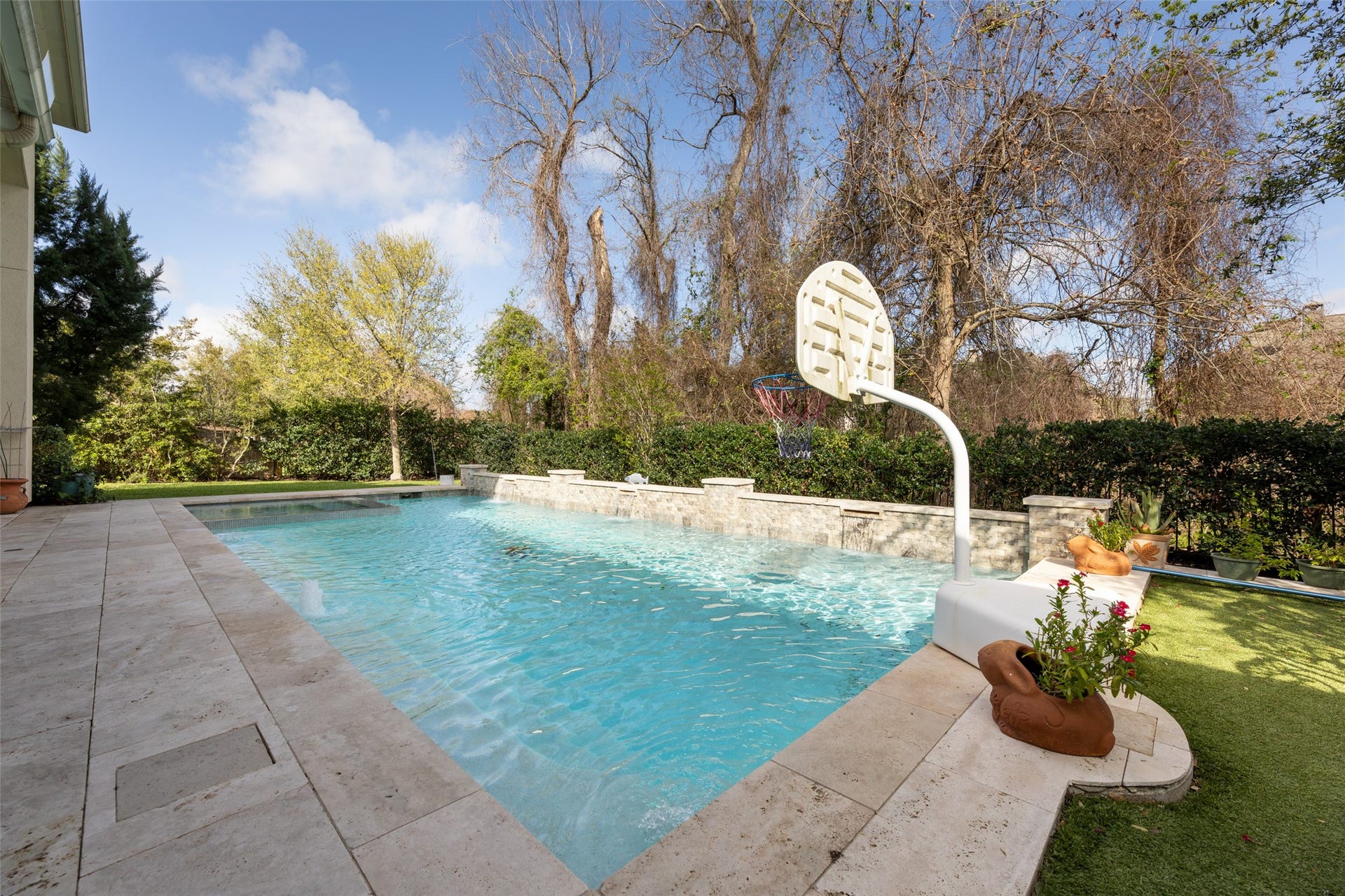 9407 Fox Bend Lane, Missouri City, TX 77459 Pool area