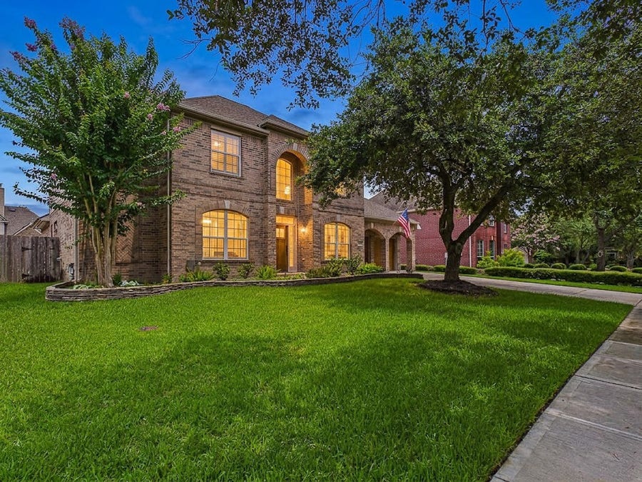Property photo for 2396 Indigo Harbour Lane, League City, TX