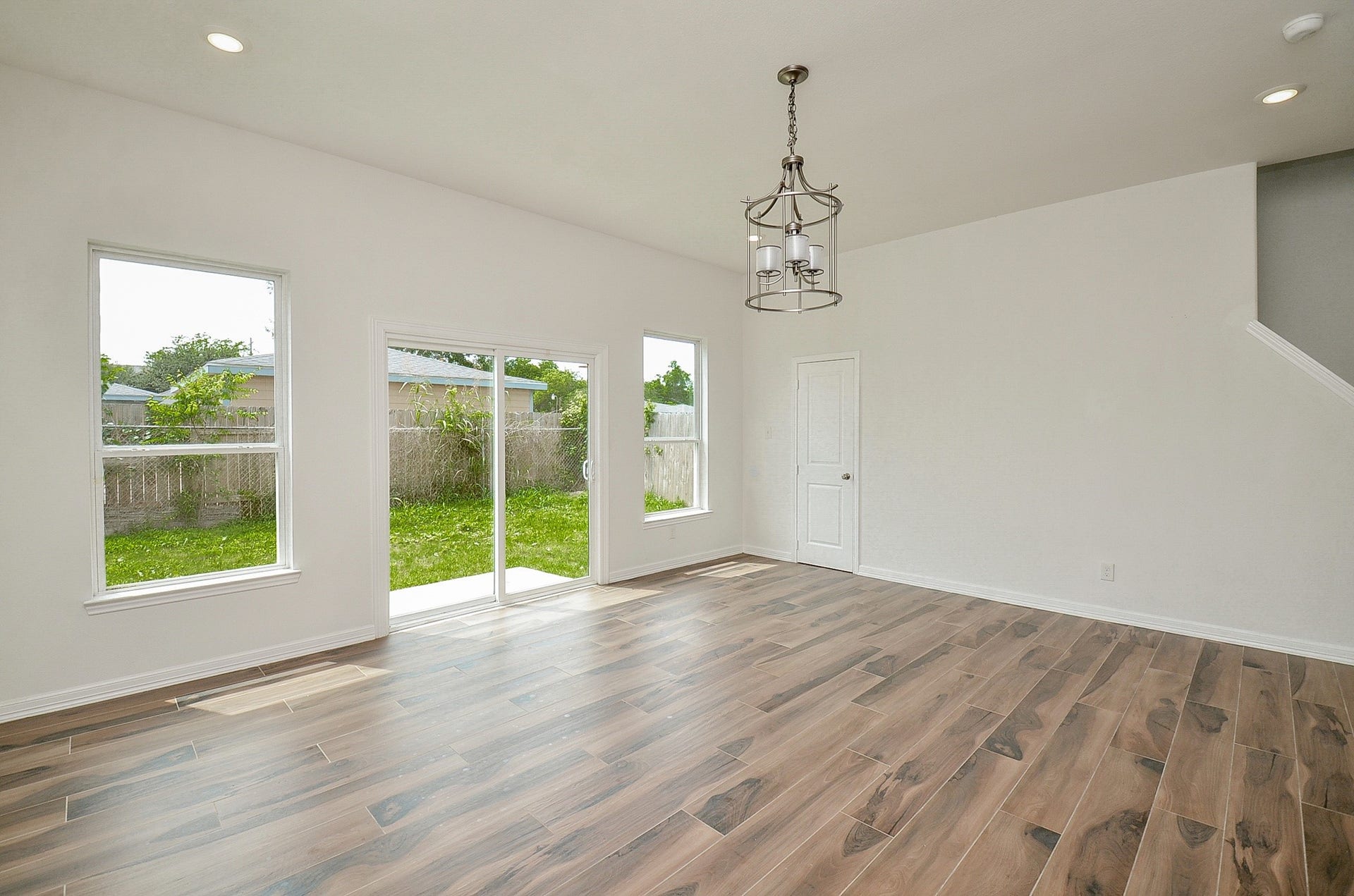 8630 Scott Street, Houston, TX 77051 8630 Scott Street, Houston, TX 77051