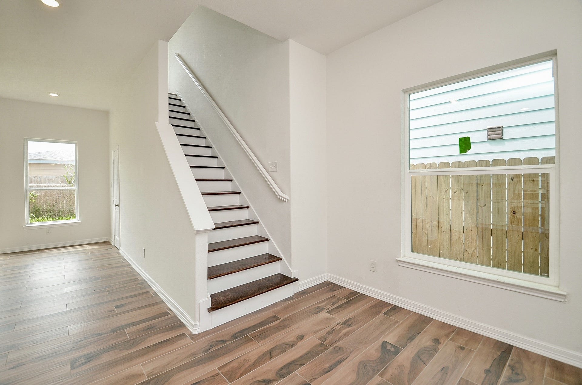 8630 Scott Street, Houston, TX 77051 8630 Scott Street, Houston, TX 77051