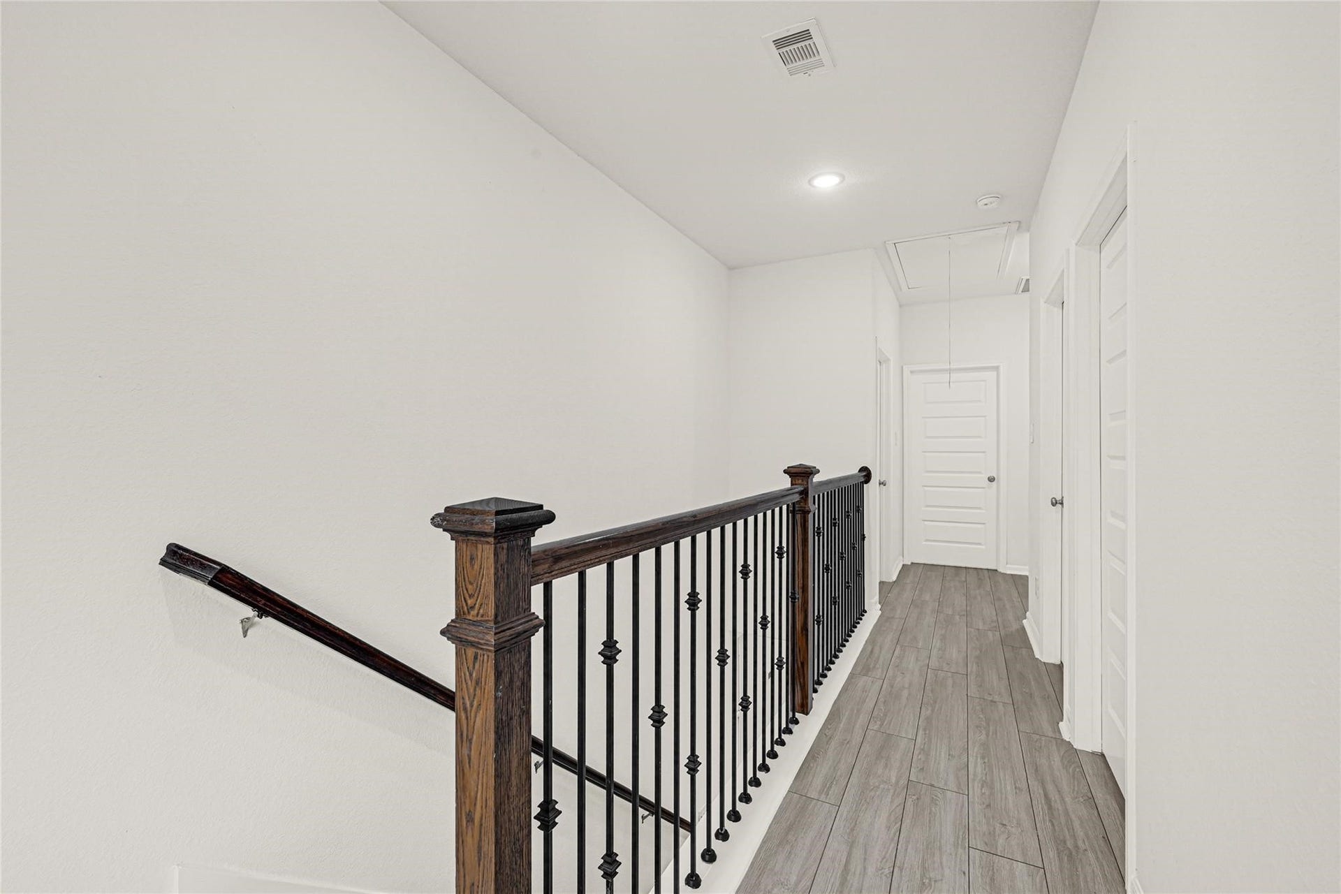 8630 Scott Street, Houston, TX 77051 8630 Scott Street, Houston, TX 77051