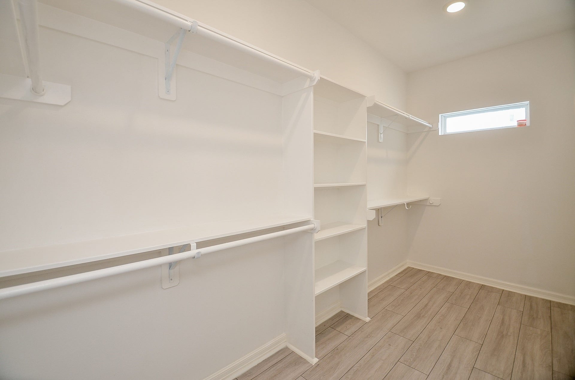 8630 Scott Street, Houston, TX 77051 8630 Scott Street, Houston, TX 77051