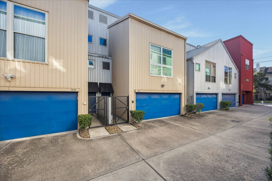 Property photo for 1617 Tuam Street, Houston, TX