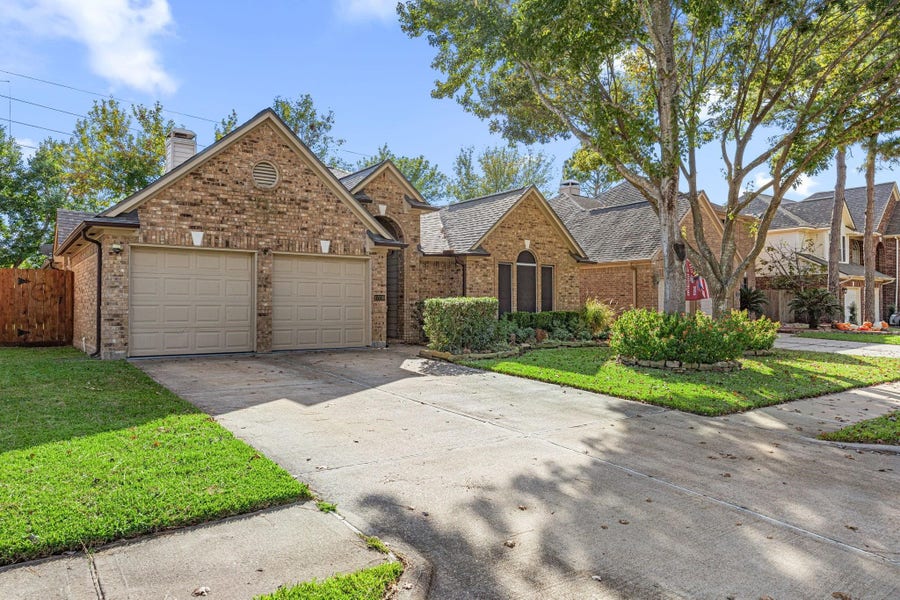 Property photo for 17219 Crown Meadow Court, Houston, TX