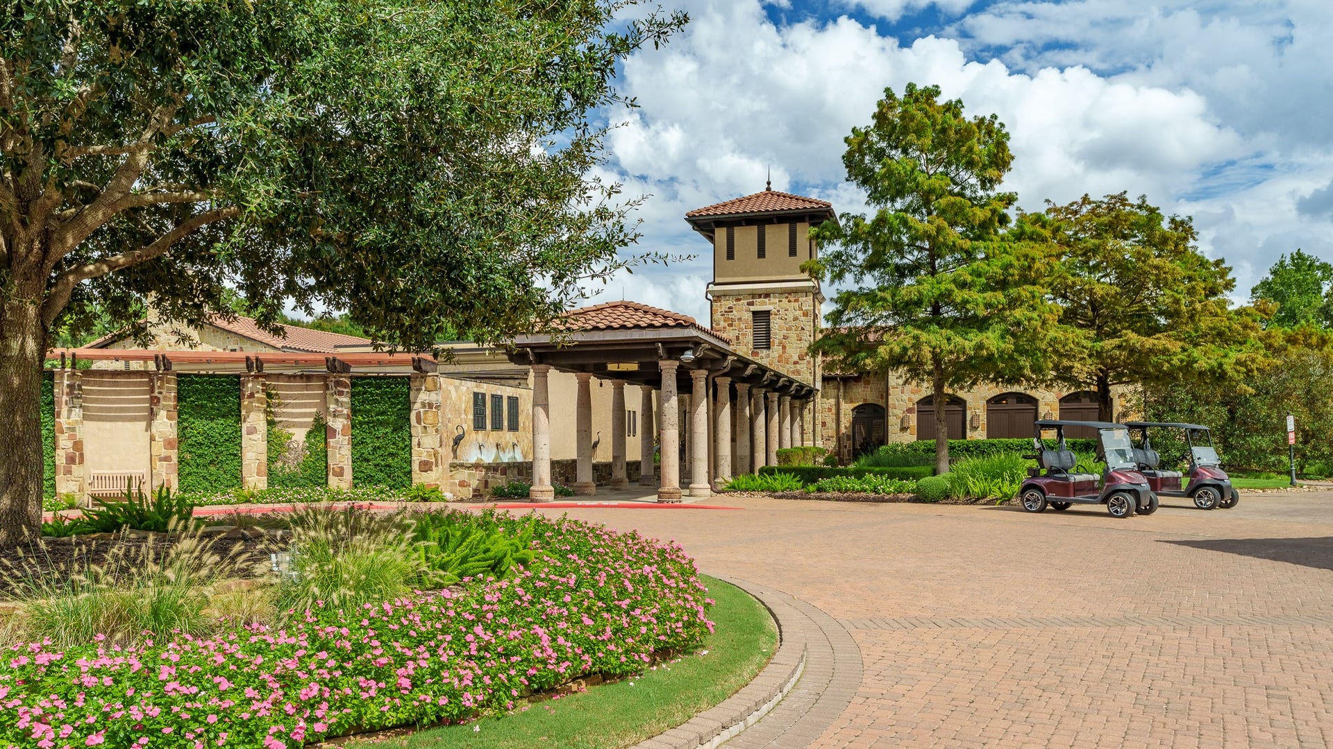 7 Primm Valley Ct, The Woodlands, TX 77389 7 Primm Valley Ct, The Woodlands, TX 77389
