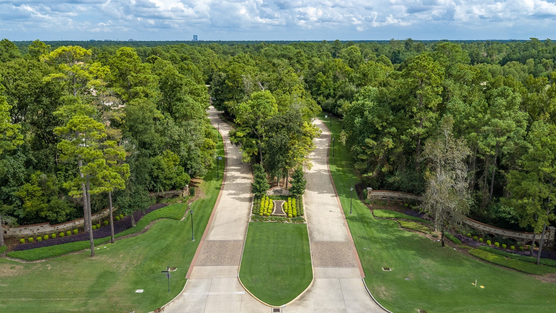 7 Primm Valley Ct, The Woodlands, TX 77389 7 Primm Valley Ct, The Woodlands, TX 77389