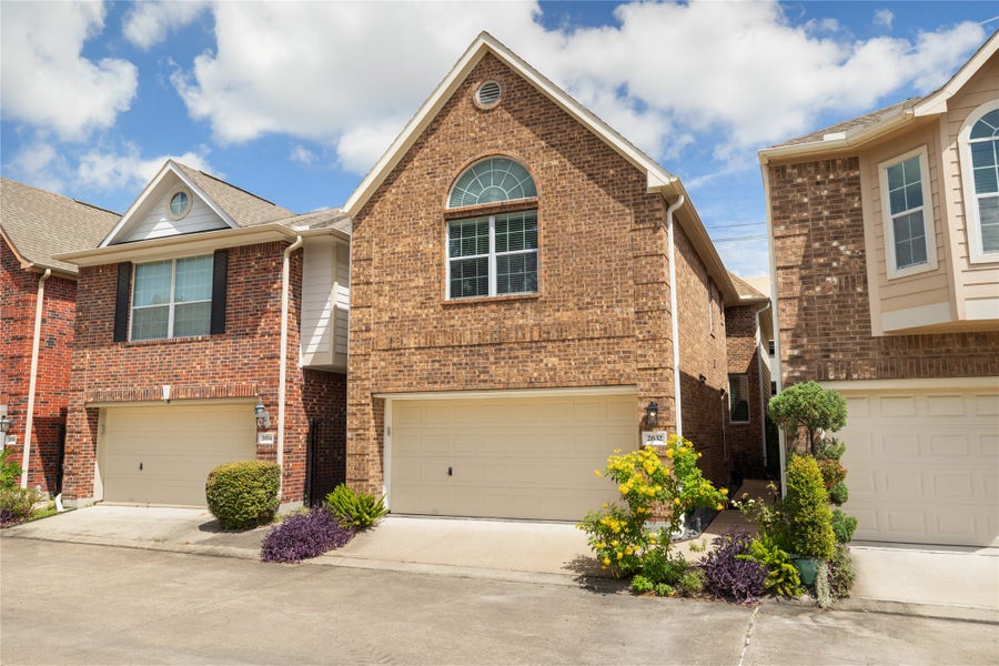 Property photo for 2632 Couch Street, Houston, TX