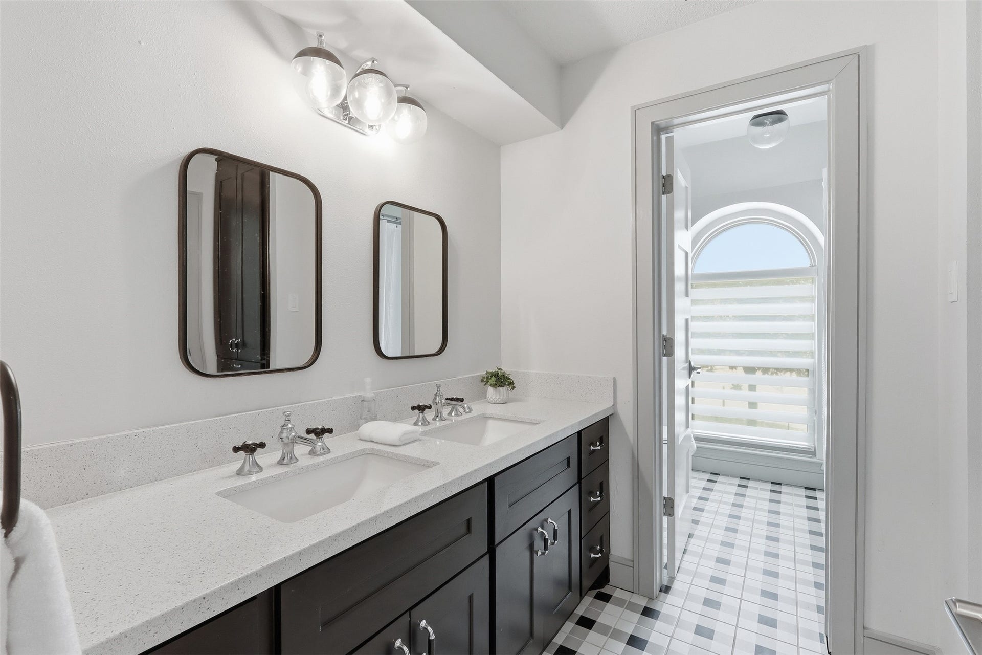 6518 Elmgrove Road, Spring, TX 77389 6518 Elmgrove Road, Spring, TX 77389
