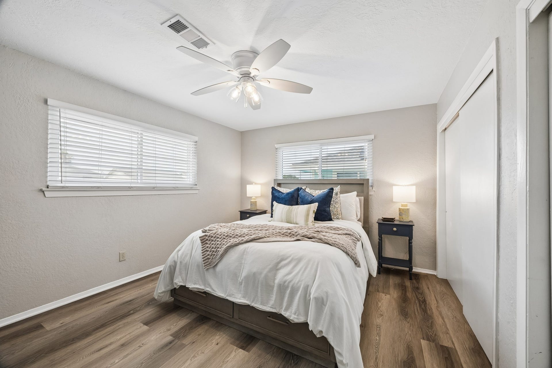 161 Barracuda Street, Hitchcock, TX 77563 161 Barracuda Street, Hitchcock, TX 77563