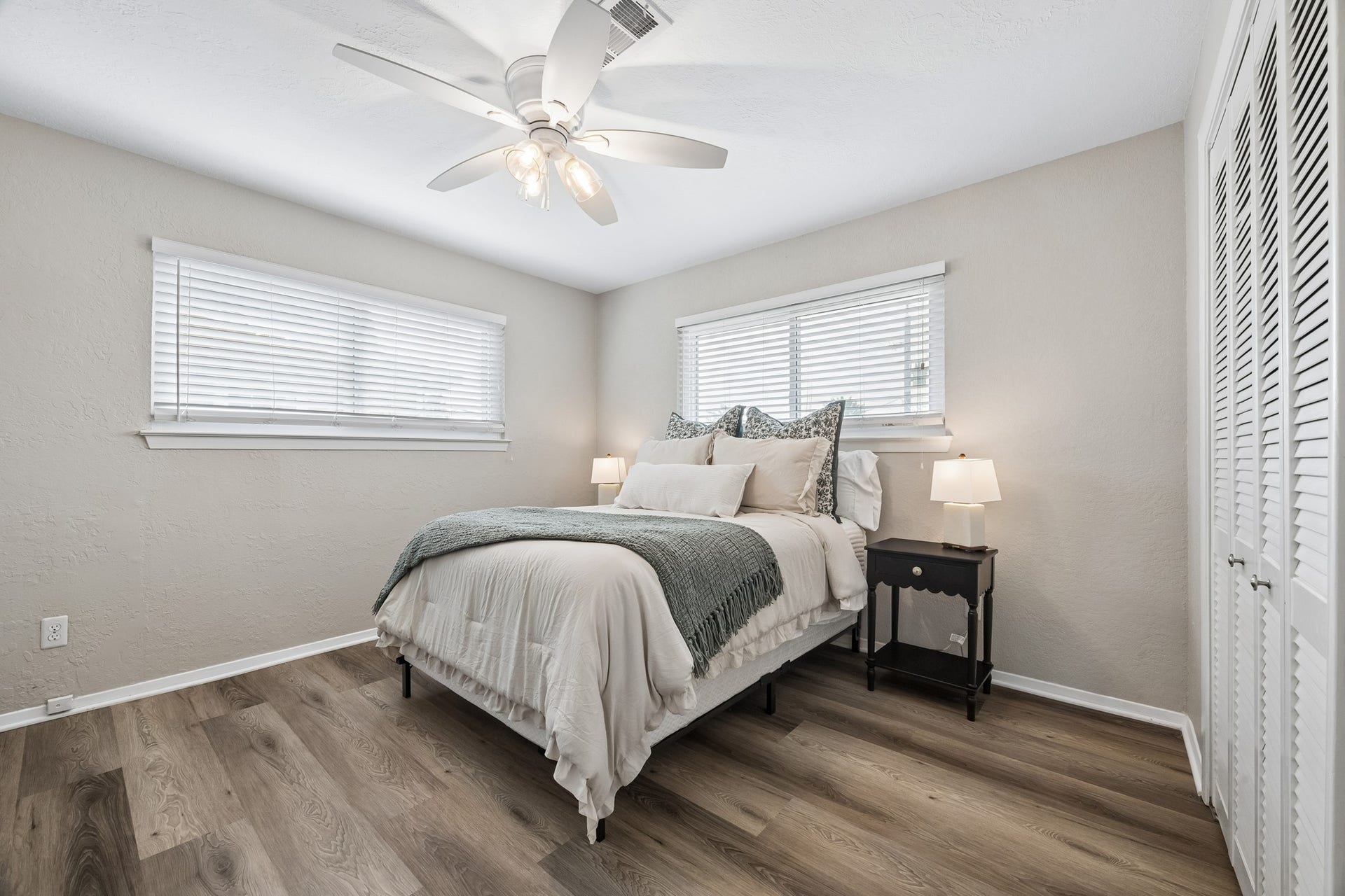 161 Barracuda Street, Hitchcock, TX 77563 161 Barracuda Street, Hitchcock, TX 77563