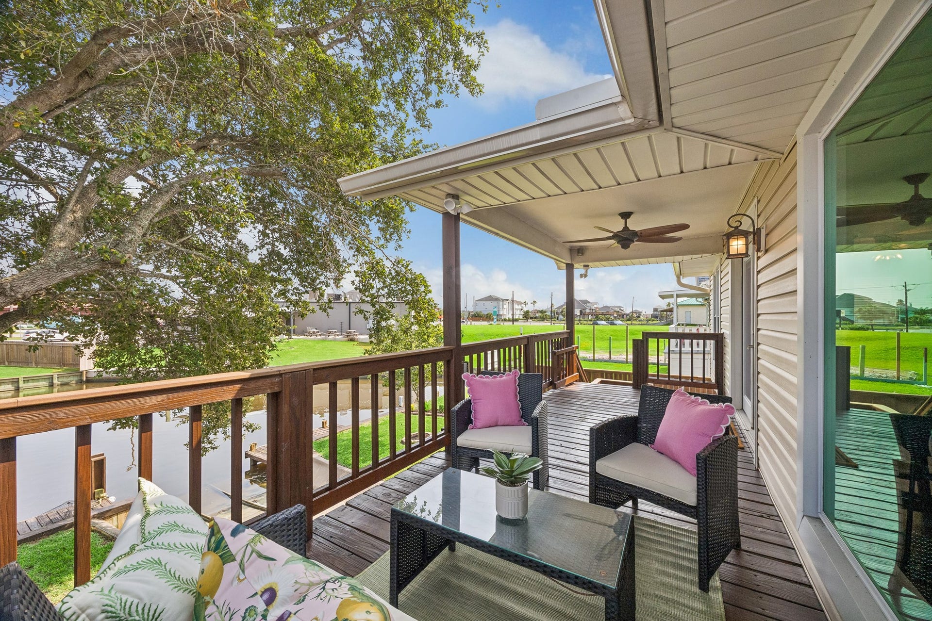 161 Barracuda Street, Hitchcock, TX 77563 161 Barracuda Street, Hitchcock, TX 77563