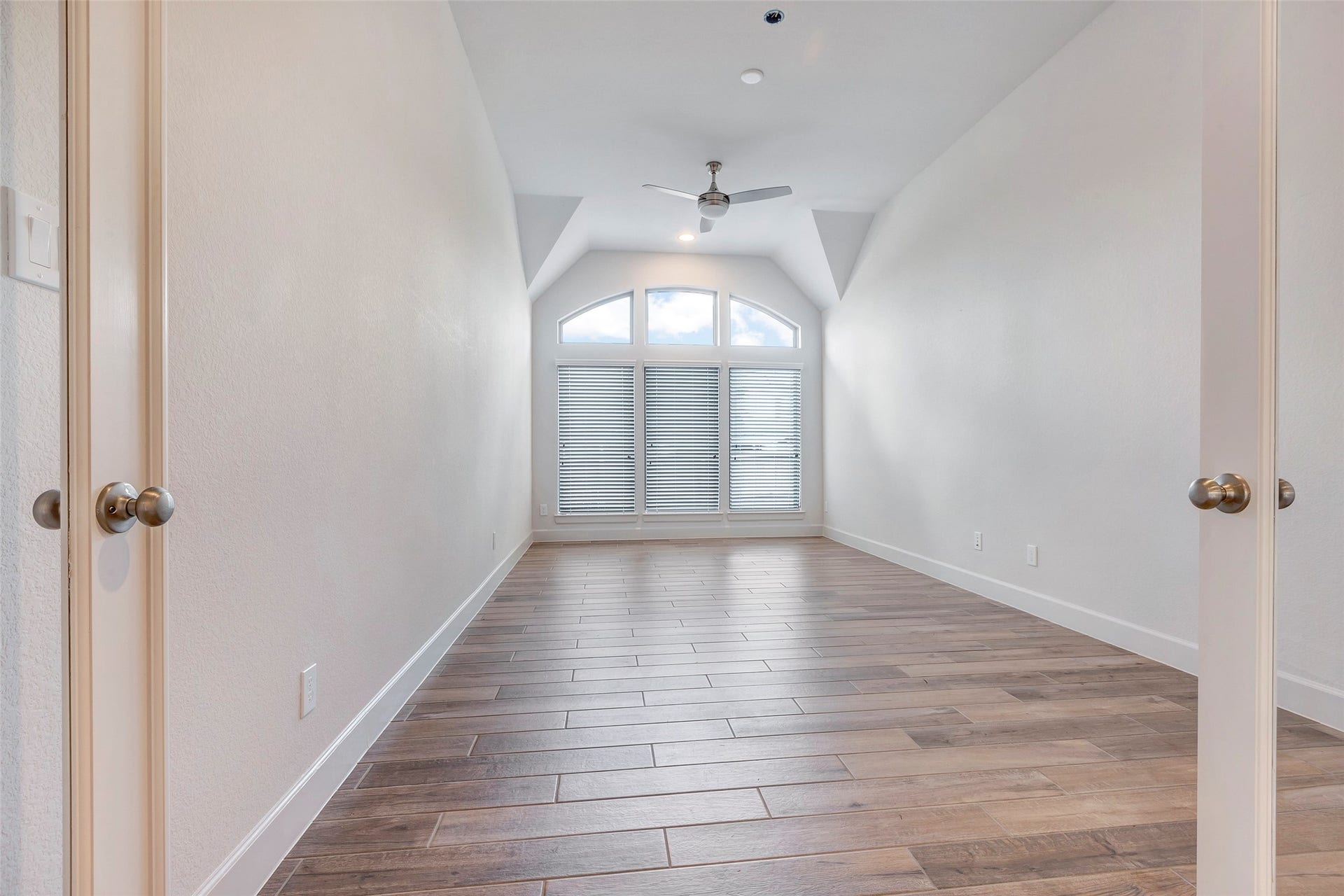 30527 Watershed Way, Fulshear, TX 77441 30527 Watershed Way, Fulshear, TX 77441