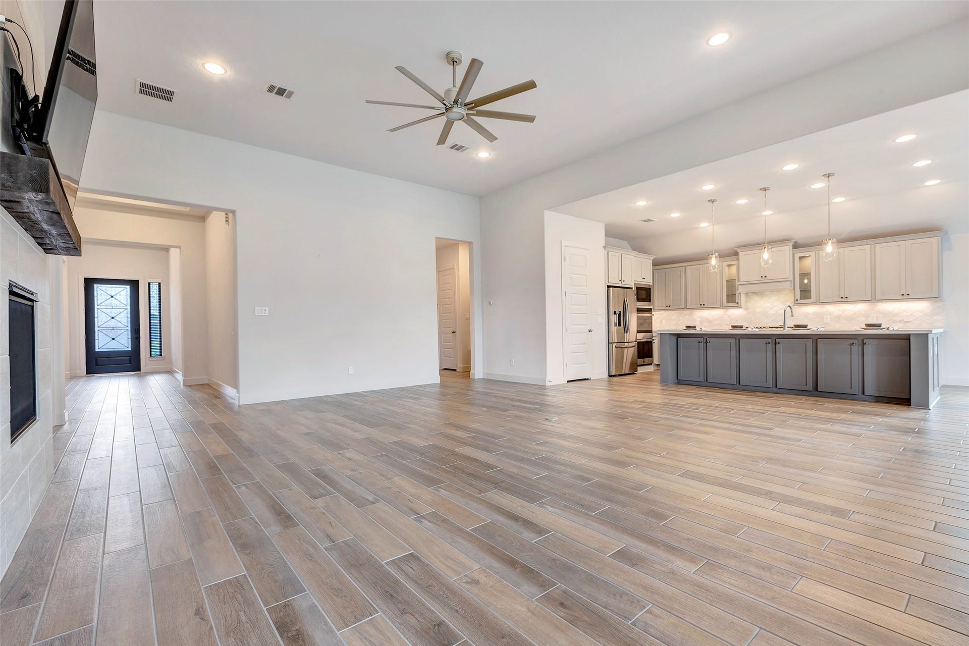30527 Watershed Way, Fulshear, TX 77441 30527 Watershed Way, Fulshear, TX 77441