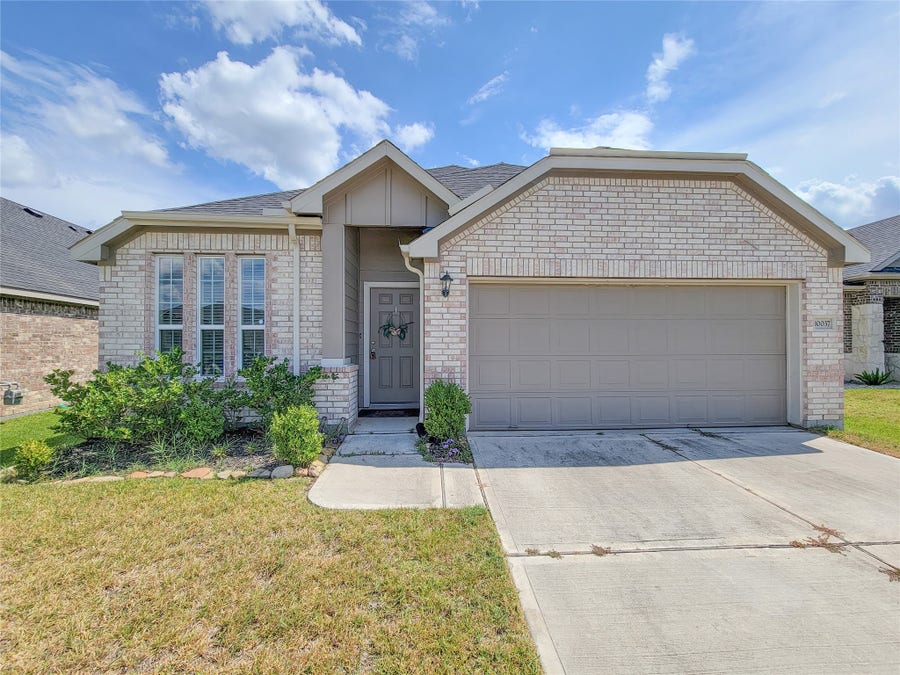 Property photo for 10037 Swift Fox Court, Magnolia, TX