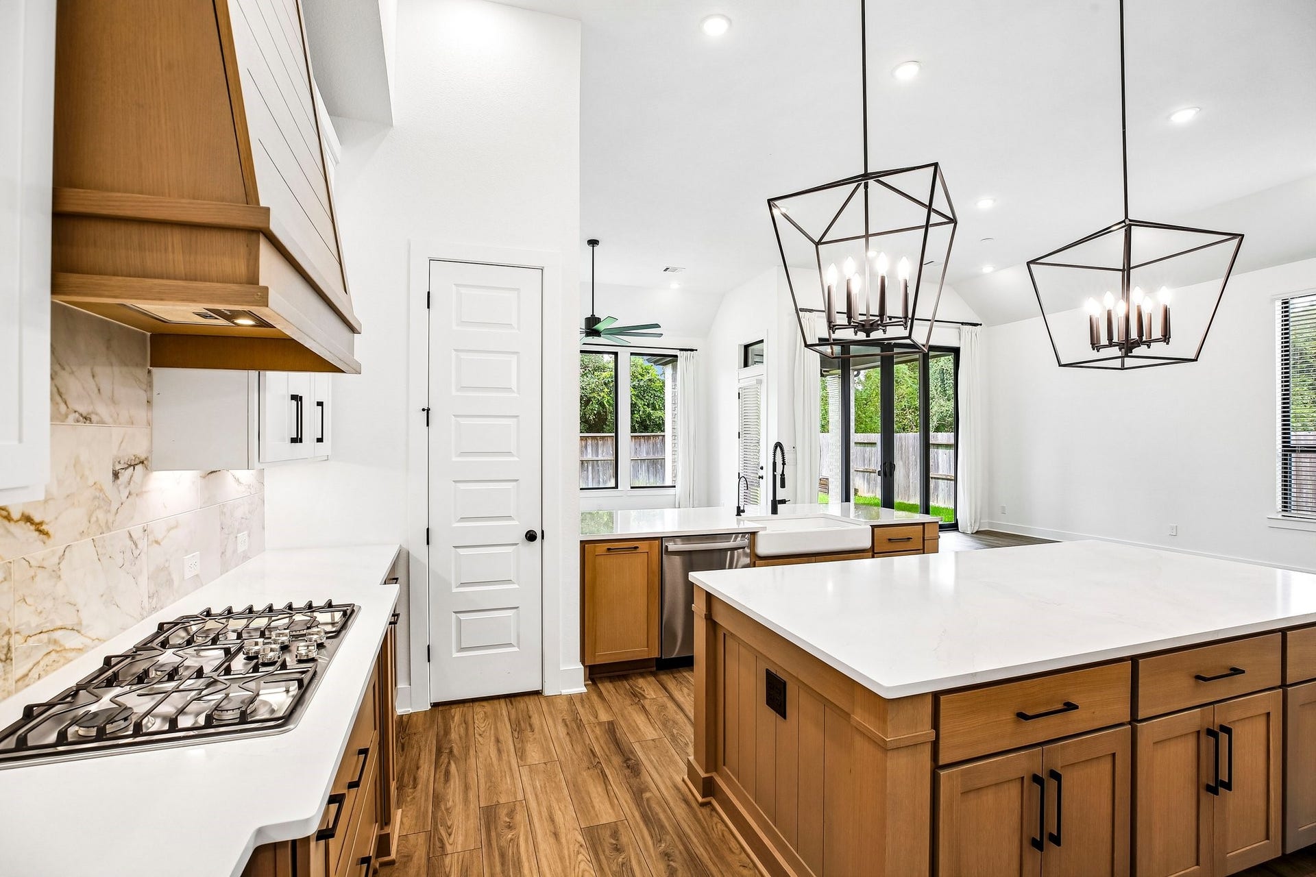 1923 Golden Leaf Drive, Missouri City, TX 77459 1923 Golden Leaf Drive, Missouri City, TX 77459