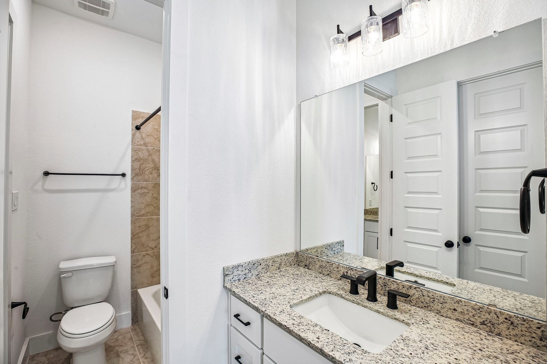 1923 Golden Leaf Drive, Missouri City, TX 77459 1923 Golden Leaf Drive, Missouri City, TX 77459
