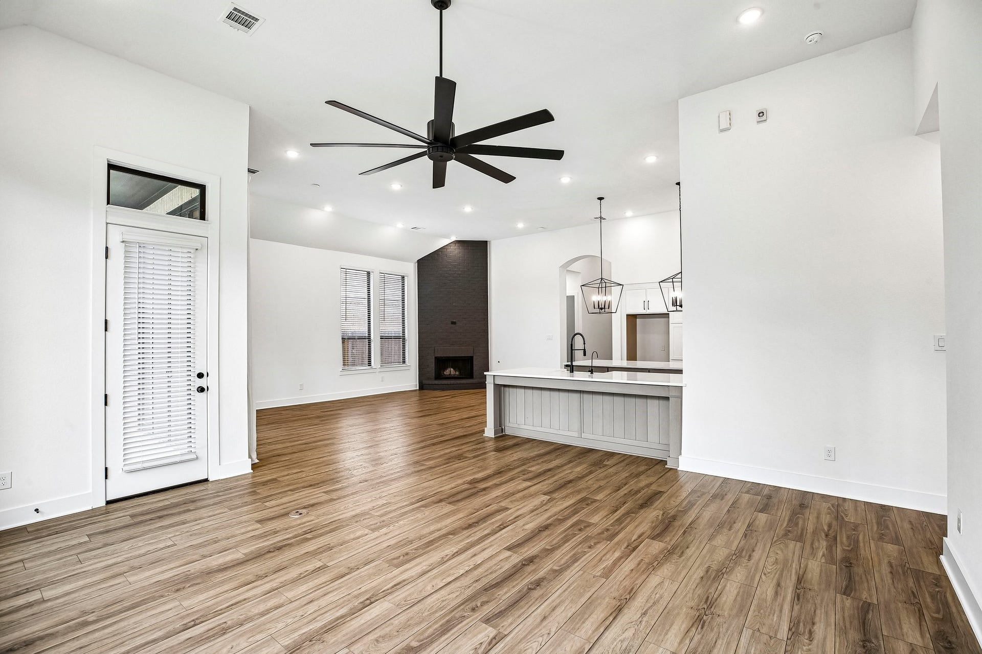 1923 Golden Leaf Drive, Missouri City, TX 77459 1923 Golden Leaf Drive, Missouri City, TX 77459