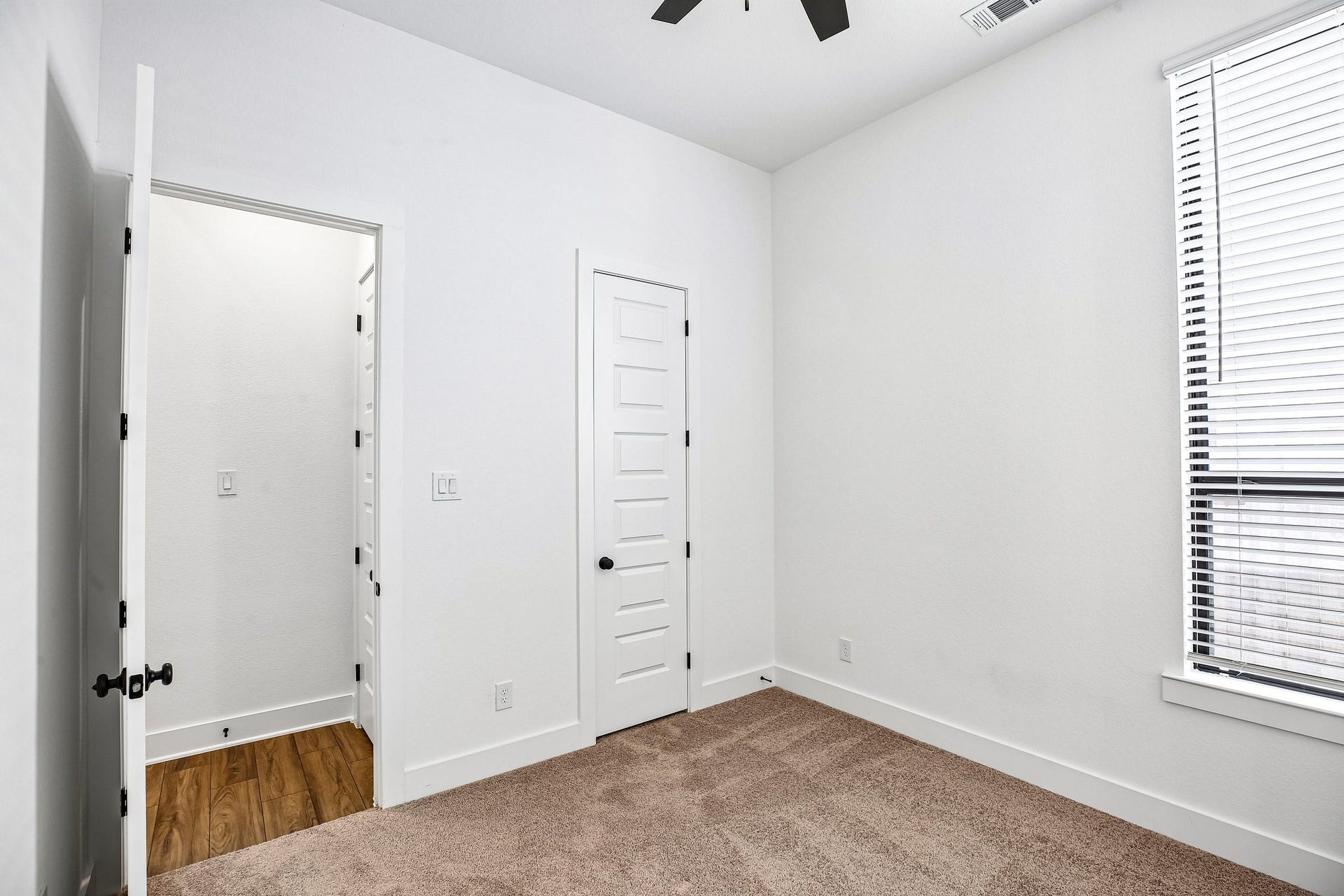 1923 Golden Leaf Drive, Missouri City, TX 77459 1923 Golden Leaf Drive, Missouri City, TX 77459