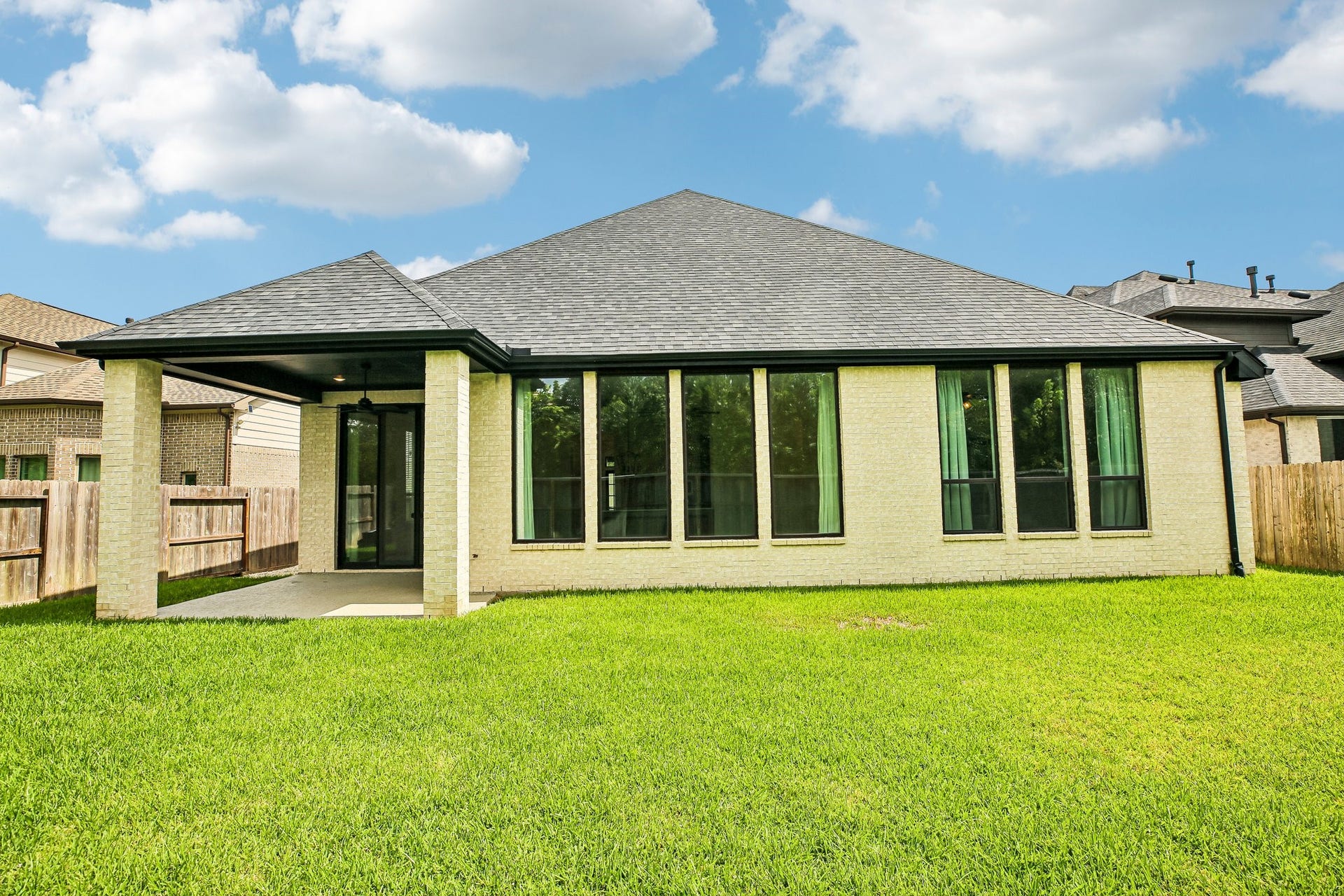 1923 Golden Leaf Drive, Missouri City, TX 77459 1923 Golden Leaf Drive, Missouri City, TX 77459