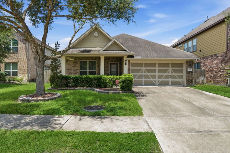 Property photo for 4415 Pine Hollow Trace, Houston, TX