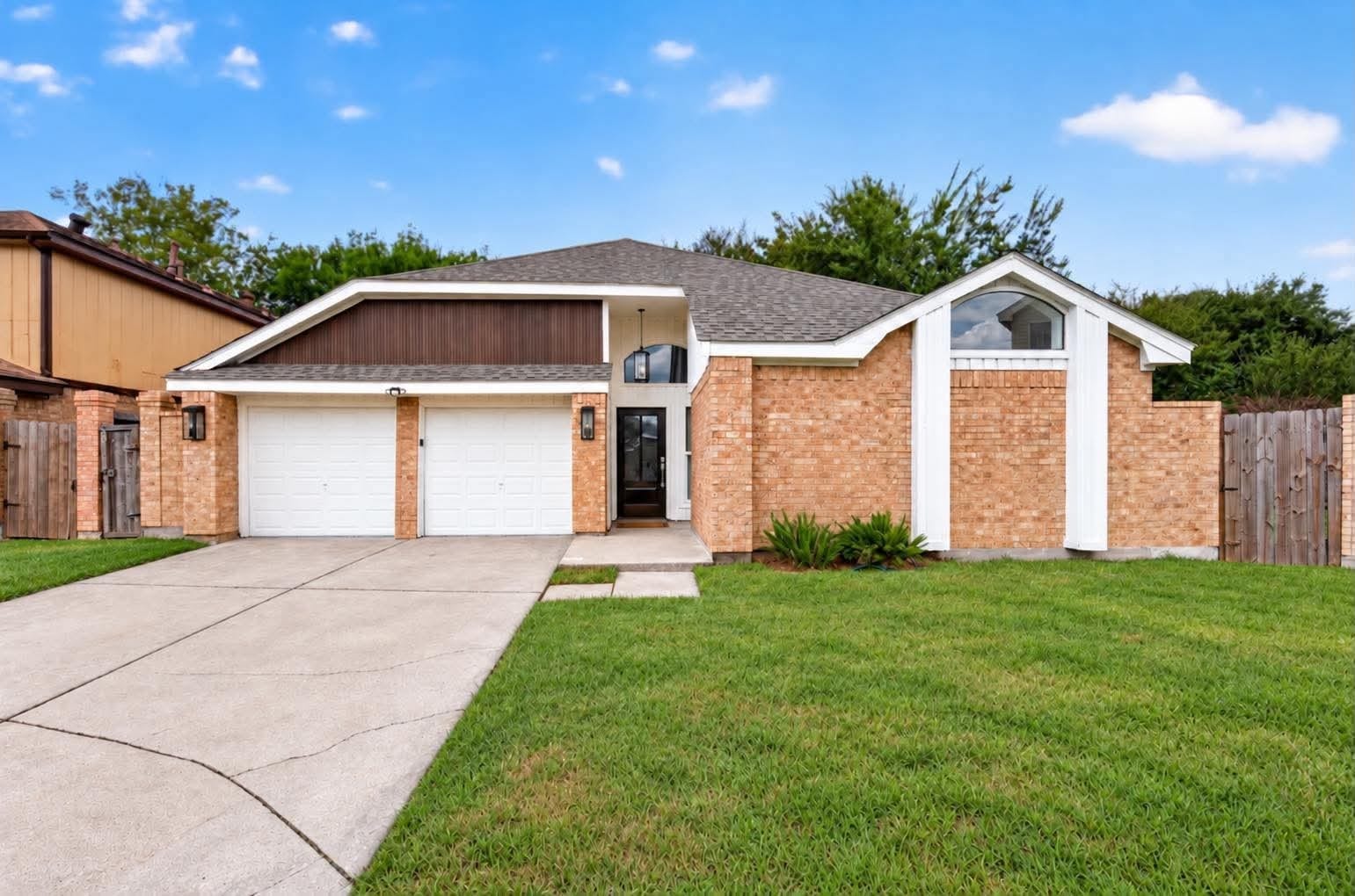 7842 Micheline Circle, Missouri City, TX 77071 Beautiful curb appeal showcasing new roof, new front door & freshly painted siding