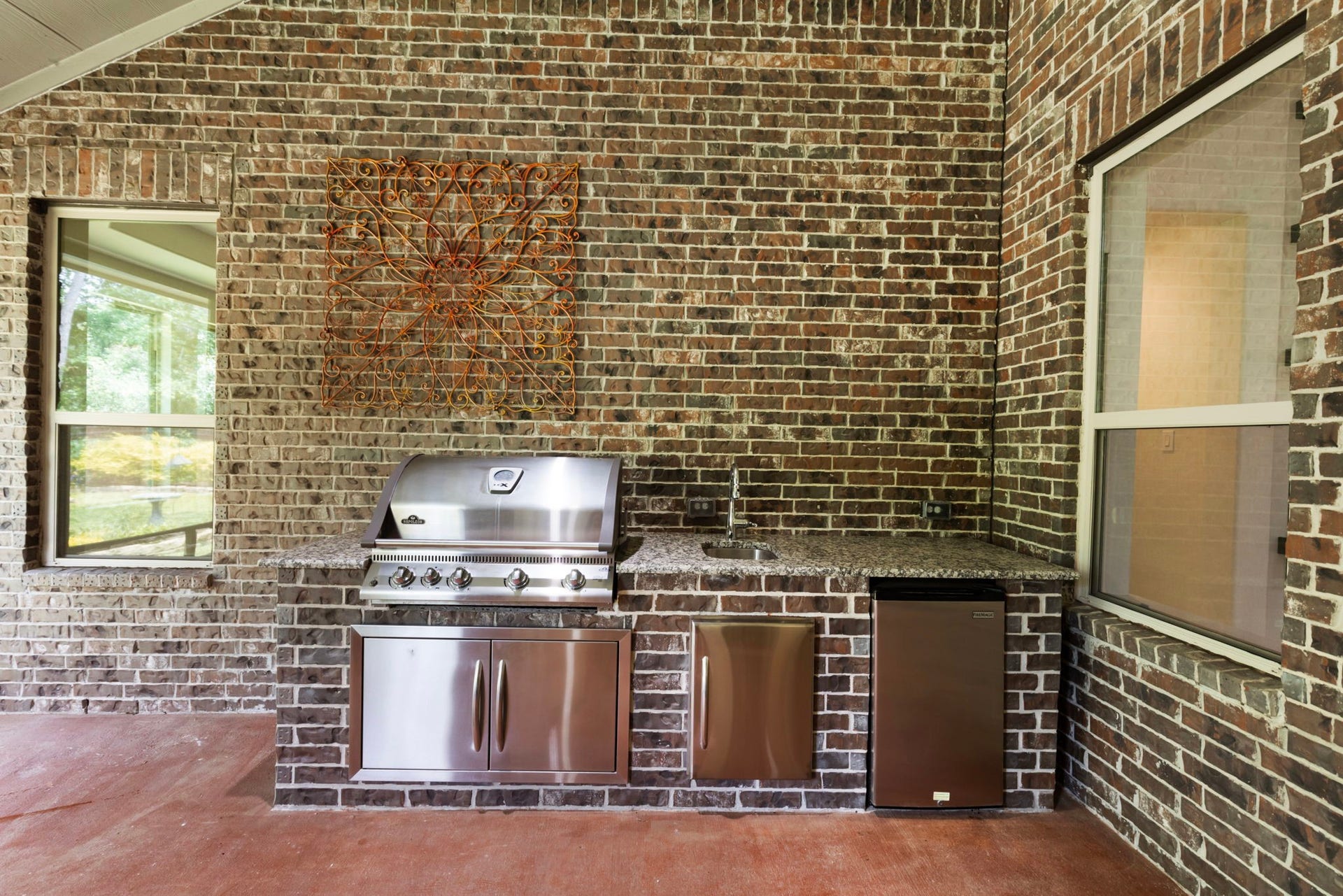 103 Blue Gilia Court, Montgomery, TX 77316 Fabulous summer kitchen.