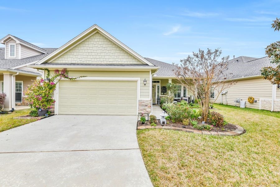 Property photo for 2510 Amy Lee Drive, Conroe, TX