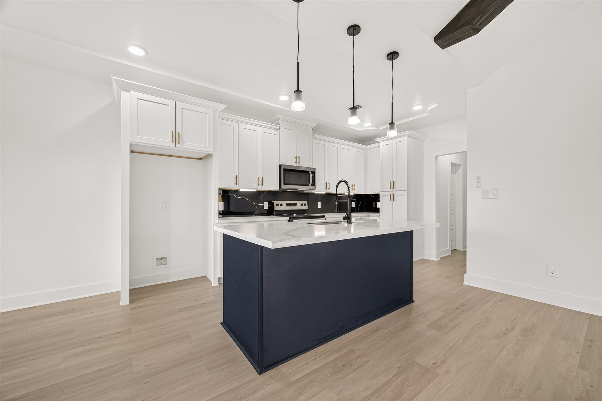 1234 Peter Pine St A/B, Huffman, TX 77336 Unit A. Representative photo of another listing featuring the same layout and finishes.