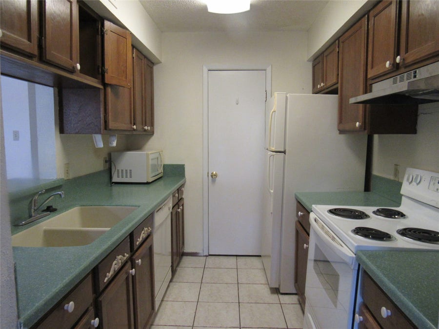Property photo for 17401 Red Oak Drive, #82, Houston, TX
