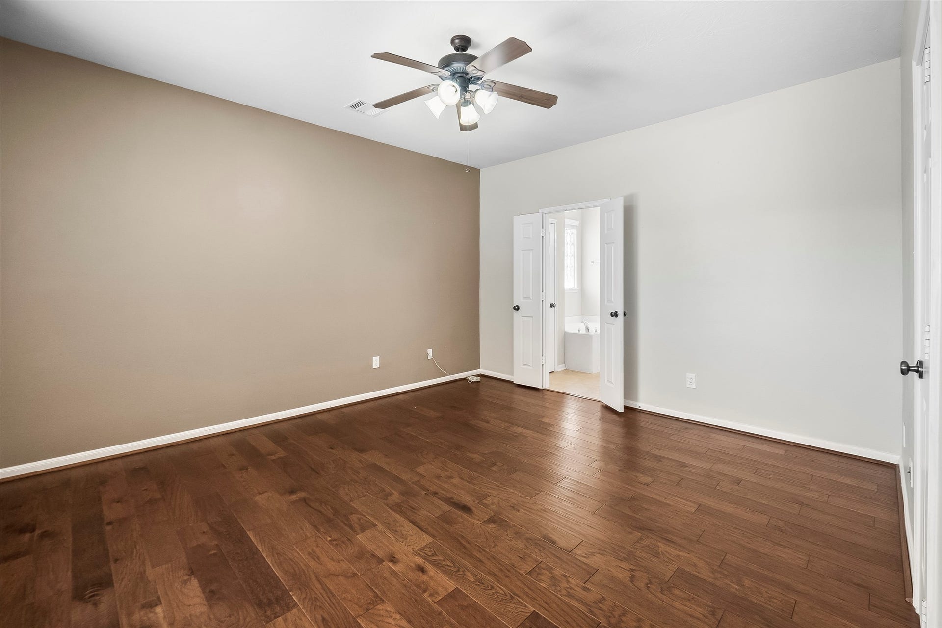 12920 Meadow Springs Drive, Pearland, TX 77584 12920 Meadow Springs Drive, Pearland, TX 77584