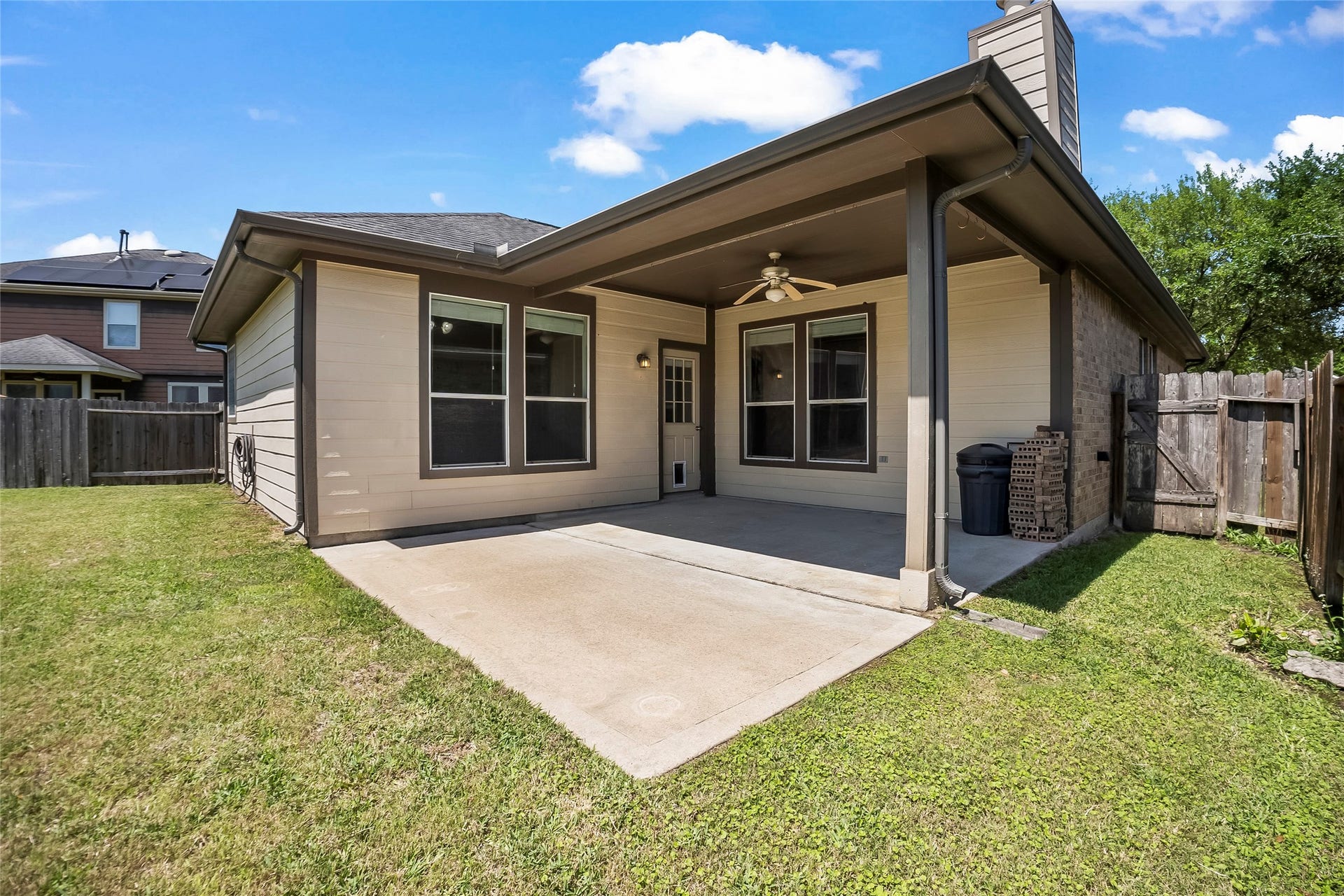 12920 Meadow Springs Drive, Pearland, TX 77584 12920 Meadow Springs Drive, Pearland, TX 77584