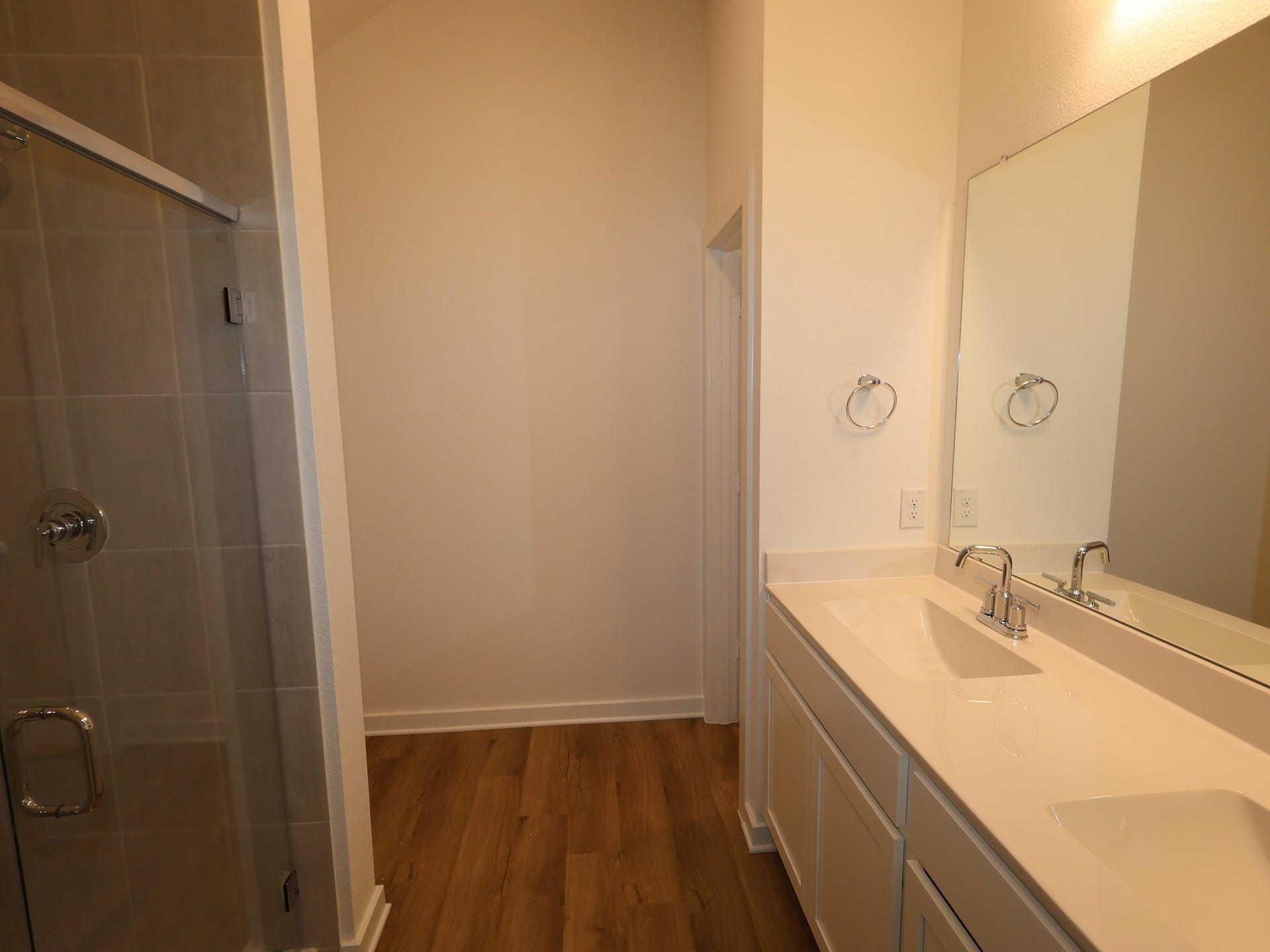 1033 Garnet Star Drive, La Marque, TX 77568 1033 Garnet Star Drive, La Marque, TX 77568