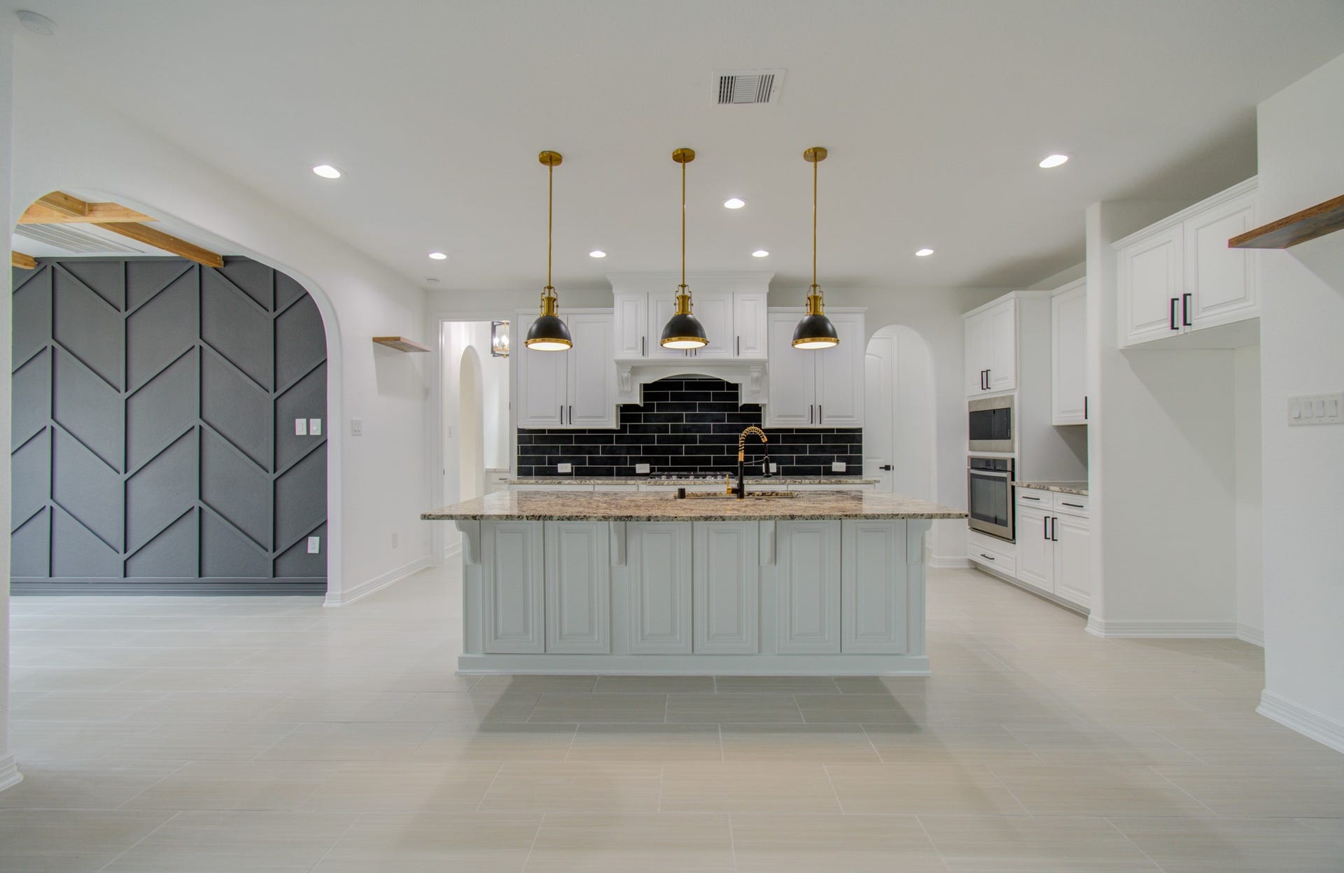 206 Cedar Creek Court, Pinehurst, TX 77362 206 Cedar Creek Court, Pinehurst, TX 77362