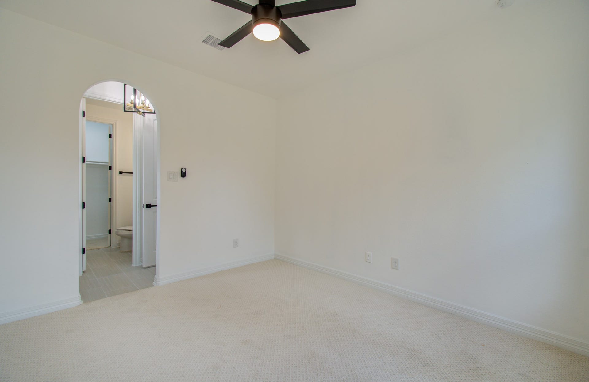 206 Cedar Creek Court, Pinehurst, TX 77362 206 Cedar Creek Court, Pinehurst, TX 77362