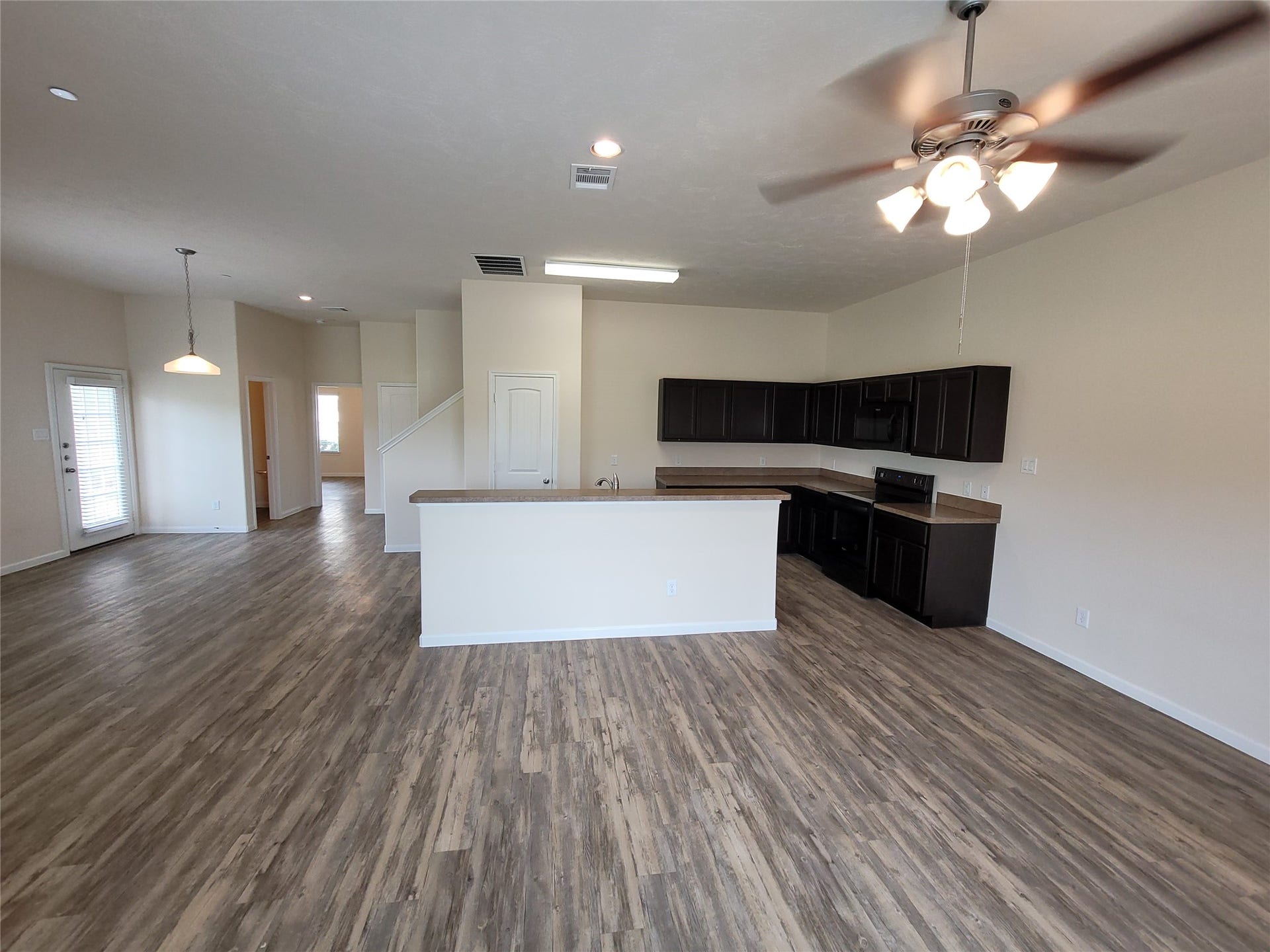 2331 Bermuda Palms Drive, Missouri City, TX 77459 2331 Bermuda Palms Drive, Missouri City, TX 77459