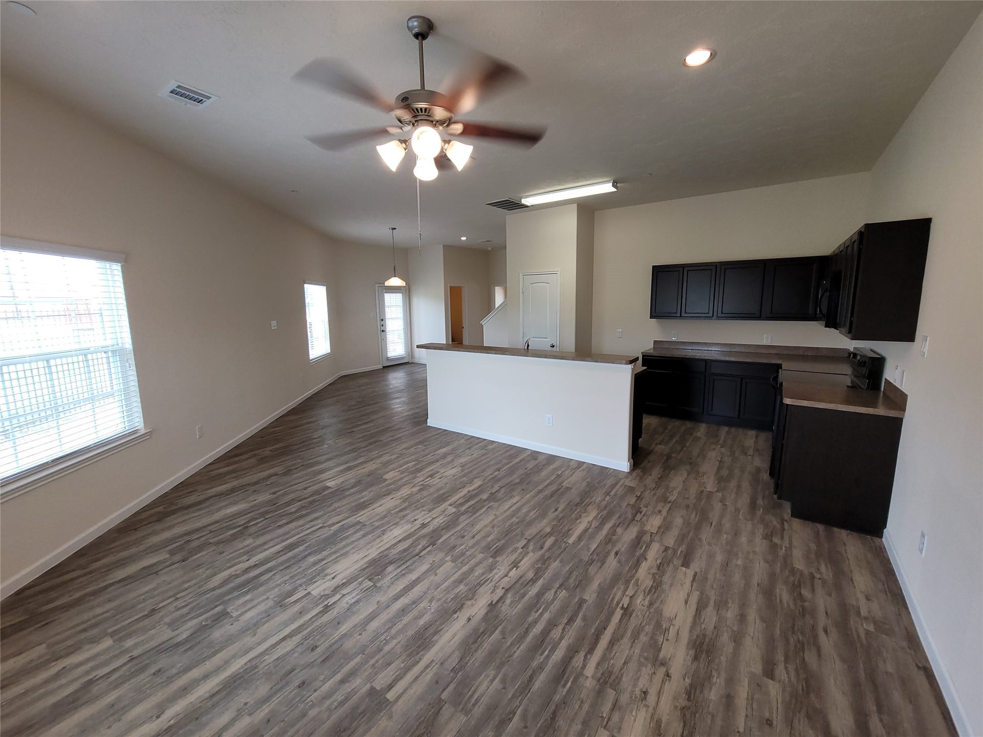 2331 Bermuda Palms Drive, Missouri City, TX 77459 2331 Bermuda Palms Drive, Missouri City, TX 77459