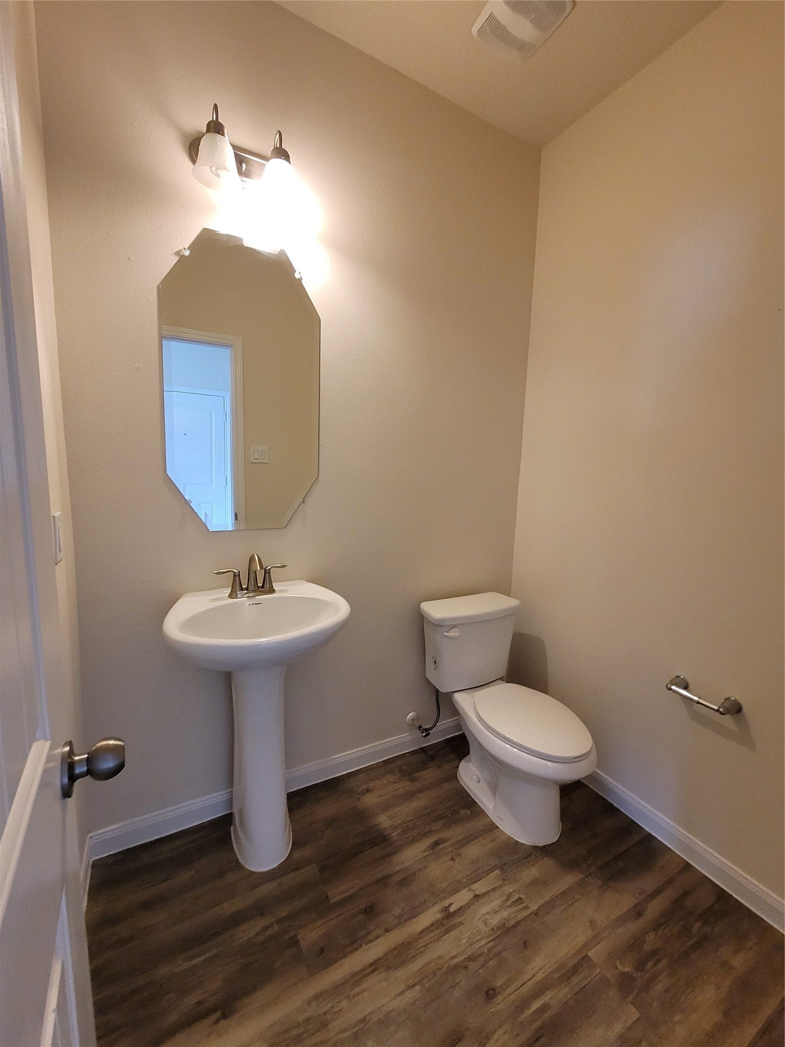 2331 Bermuda Palms Drive, Missouri City, TX 77459 2331 Bermuda Palms Drive, Missouri City, TX 77459